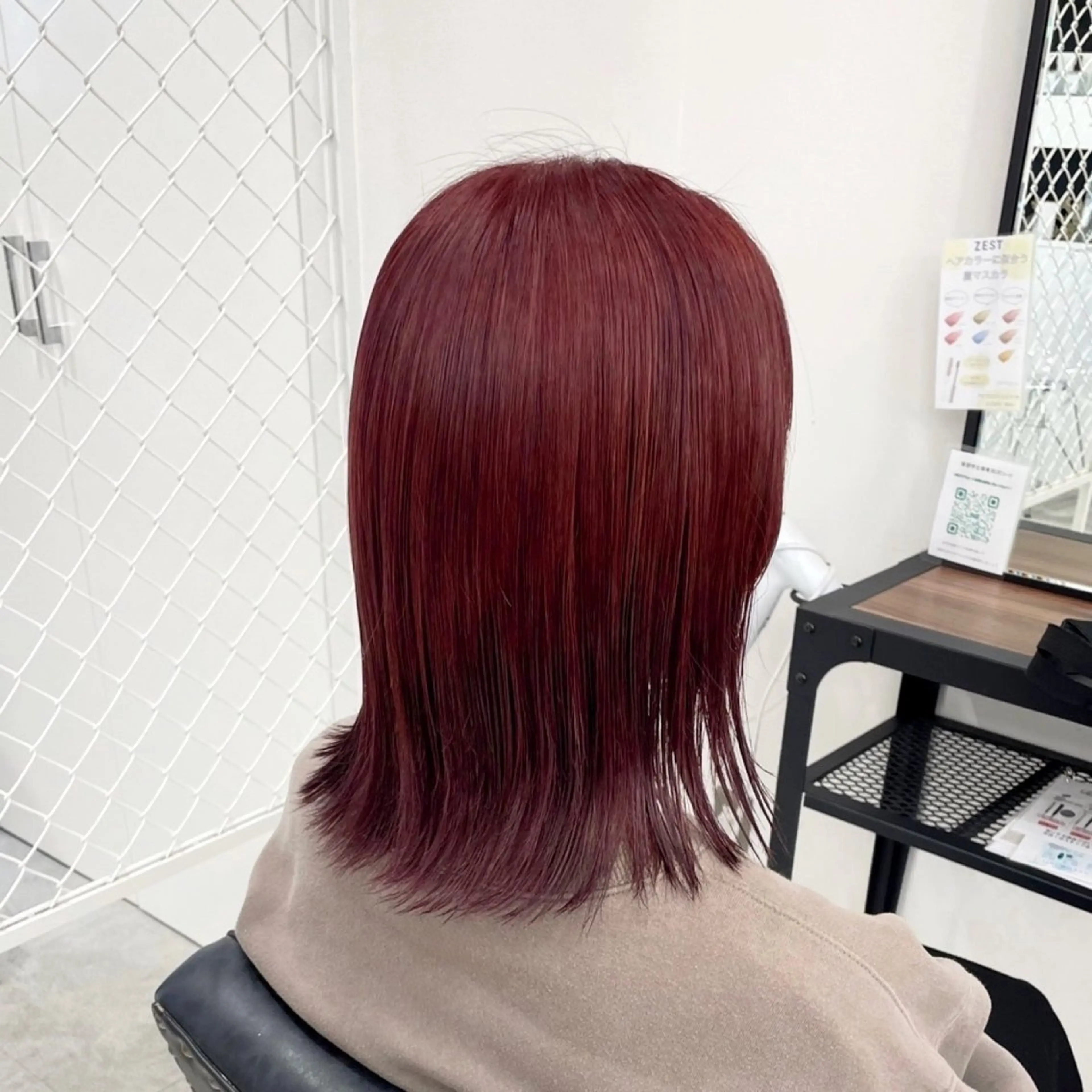 セミロング カラー パーマ ヘアアレンジ メンズ レッドカラー トリートメント mona/ ストレートスタイル✨のヘアスタイル