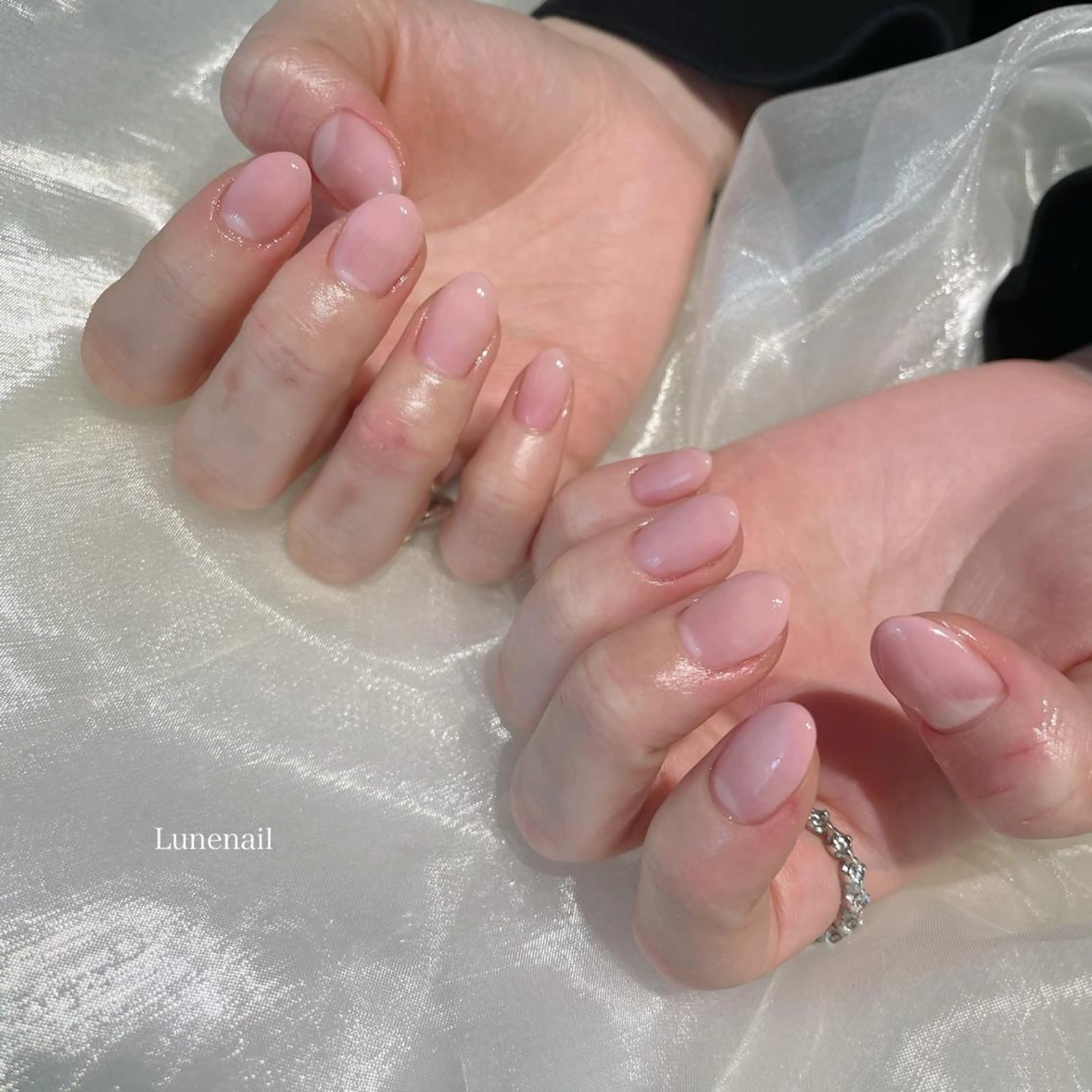 ミディアム Lunenail所属・Lune nailのネイルデザイン