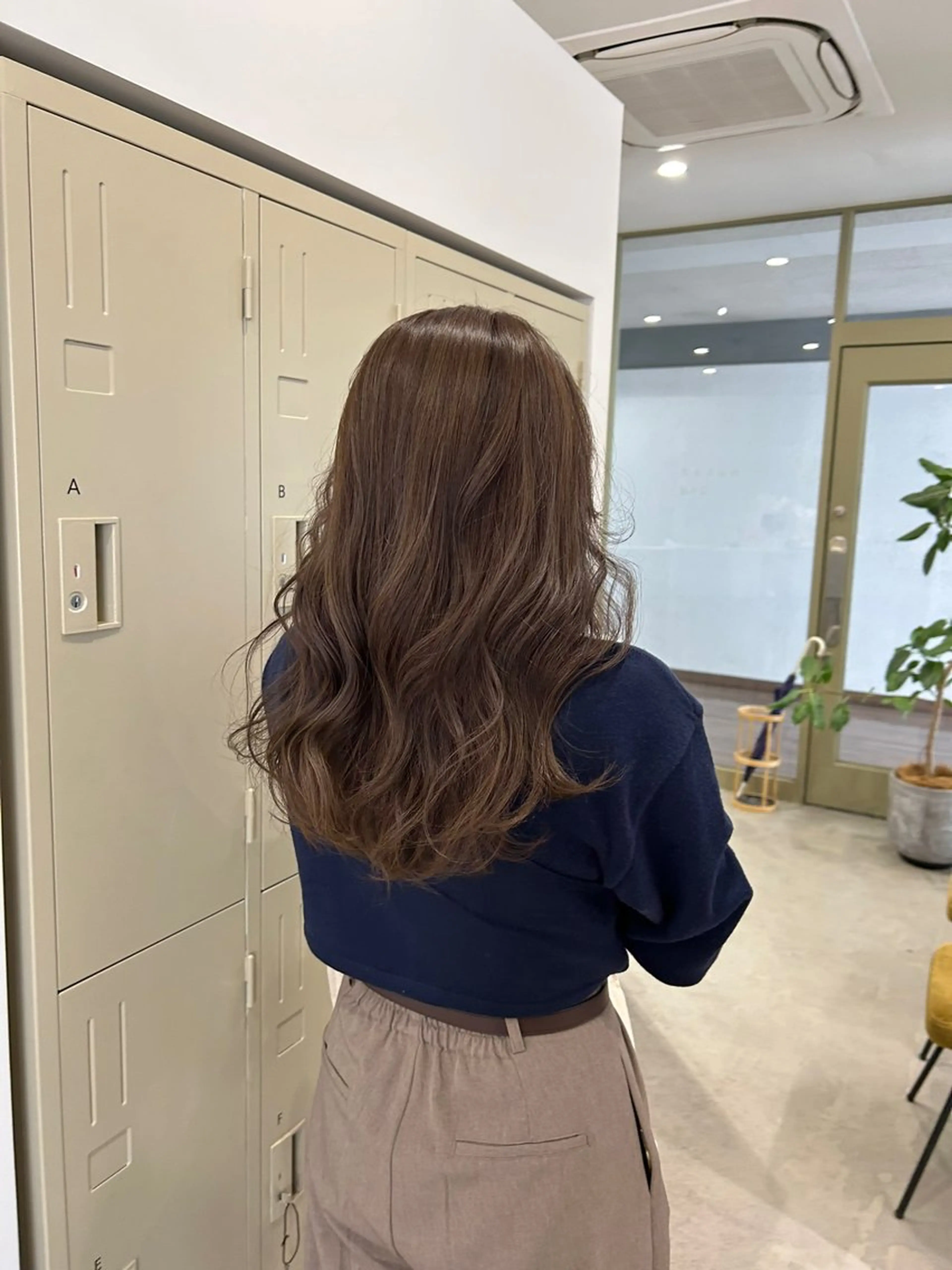 ロング カラー カット ヘアカラー トリートメント ashiato mizukiのヘアスタイル