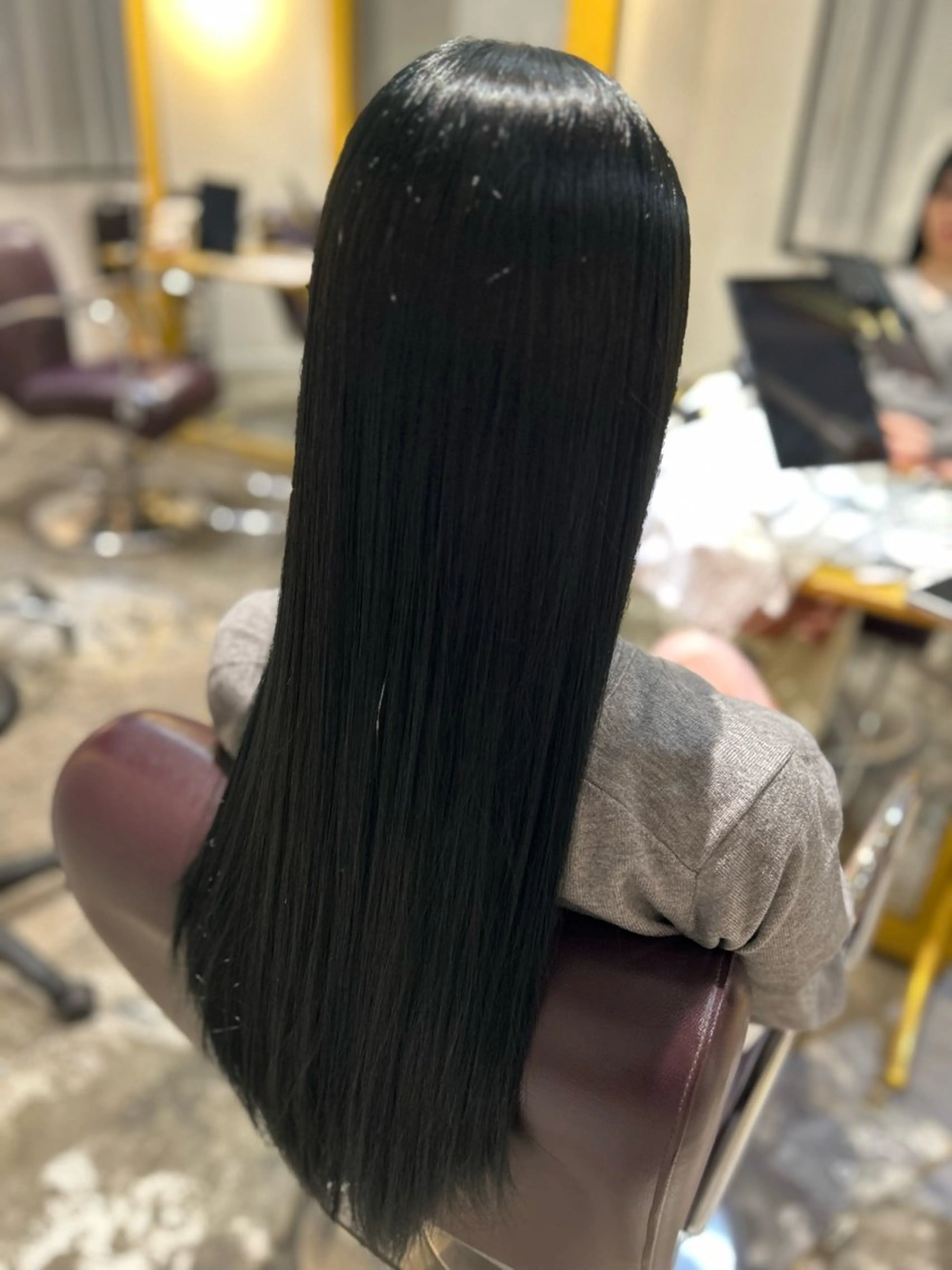 ロング カラー 黒髪 ブルーカラー ブルーブラック トリートメント ヘアカラー トリートメント 縮毛矯正／レイヤー／ 🌼mizukiのヘアスタイル