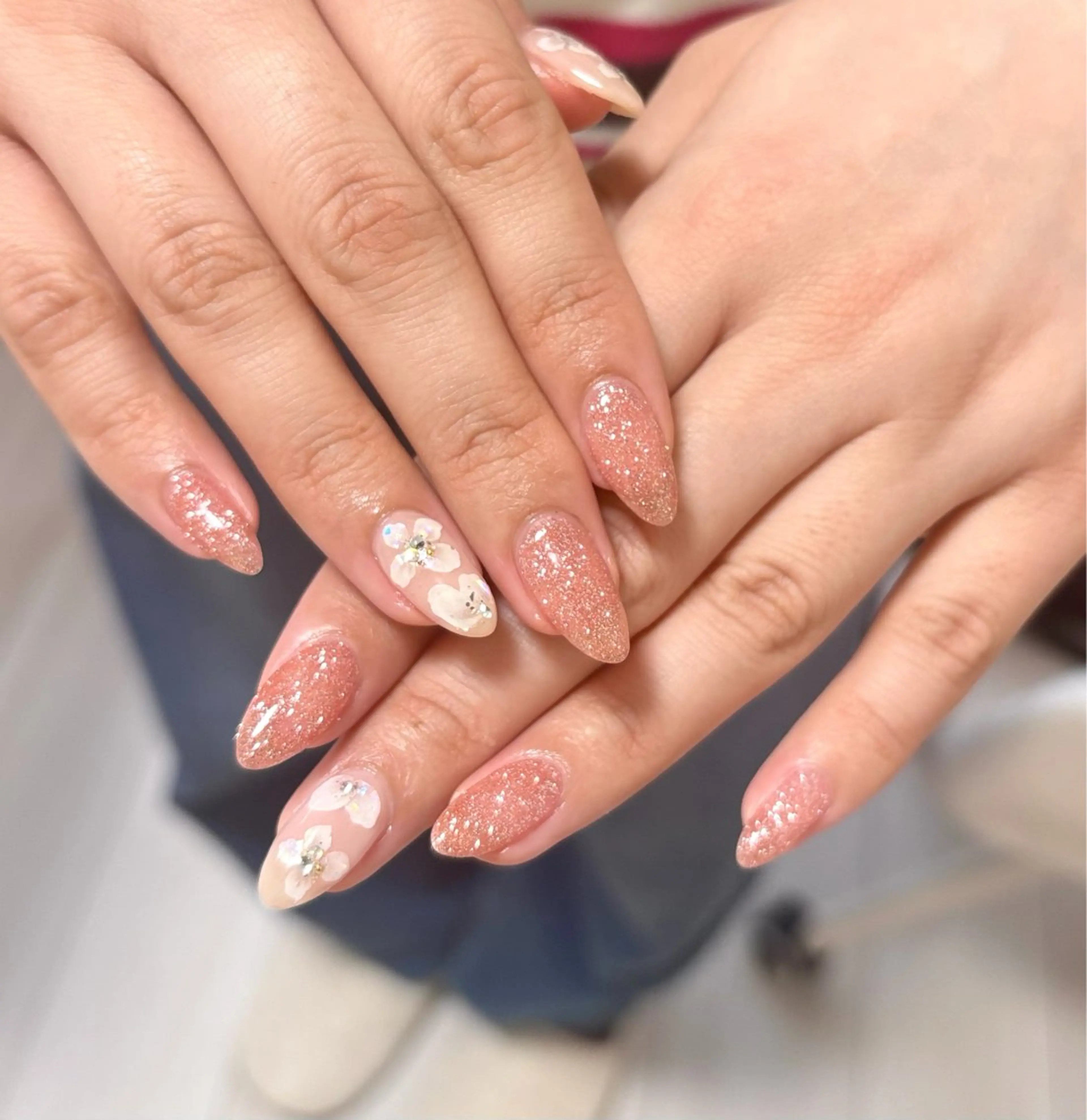 ネイル 春ネイル ハンドネイル 伊藤 菜緒のネイルデザイン