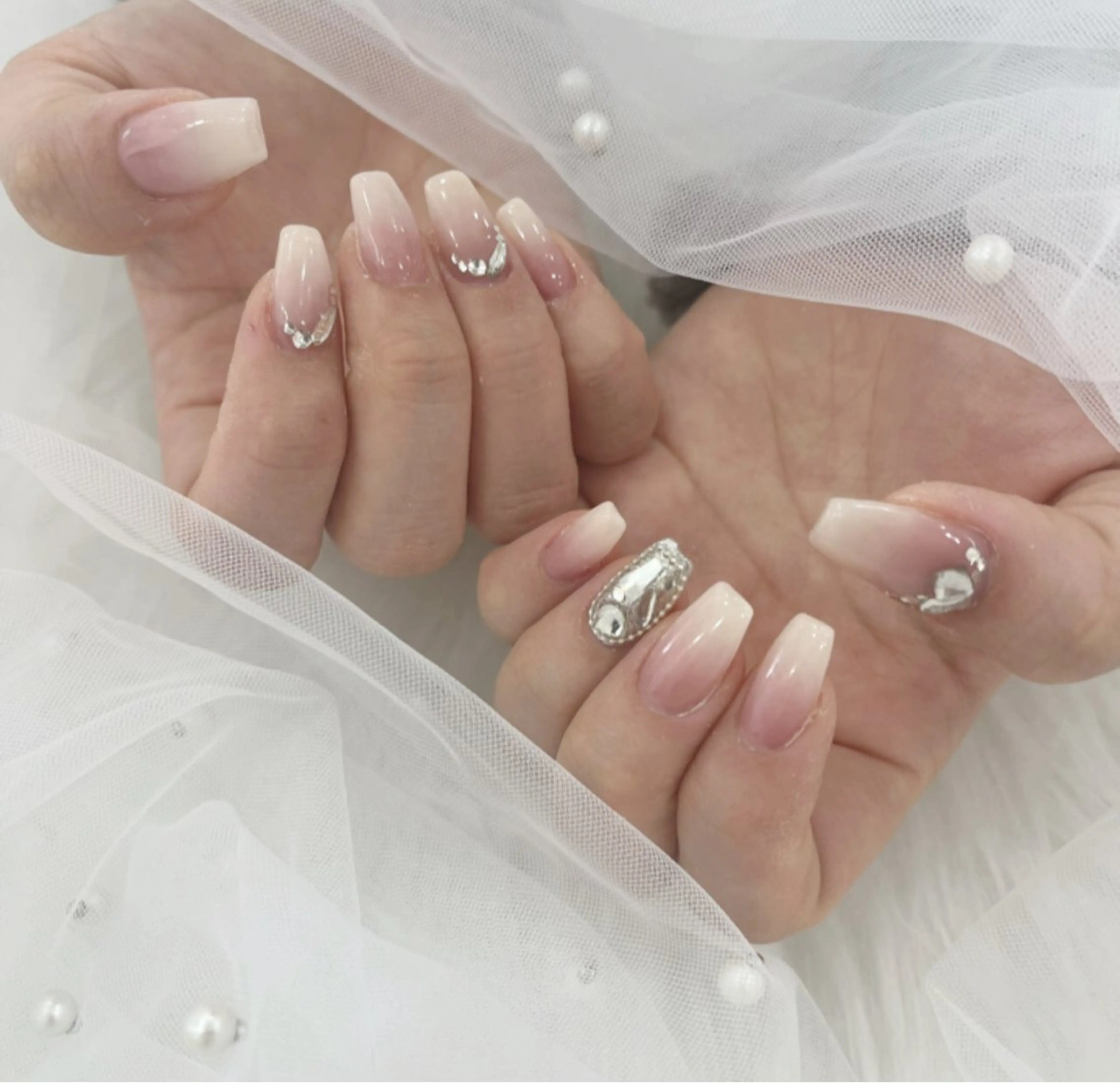 ネイル 長さ出し フットネイル ジェルネイル 韓国ネイル マグネットネイル #Amin nail salonのネイルデザイン