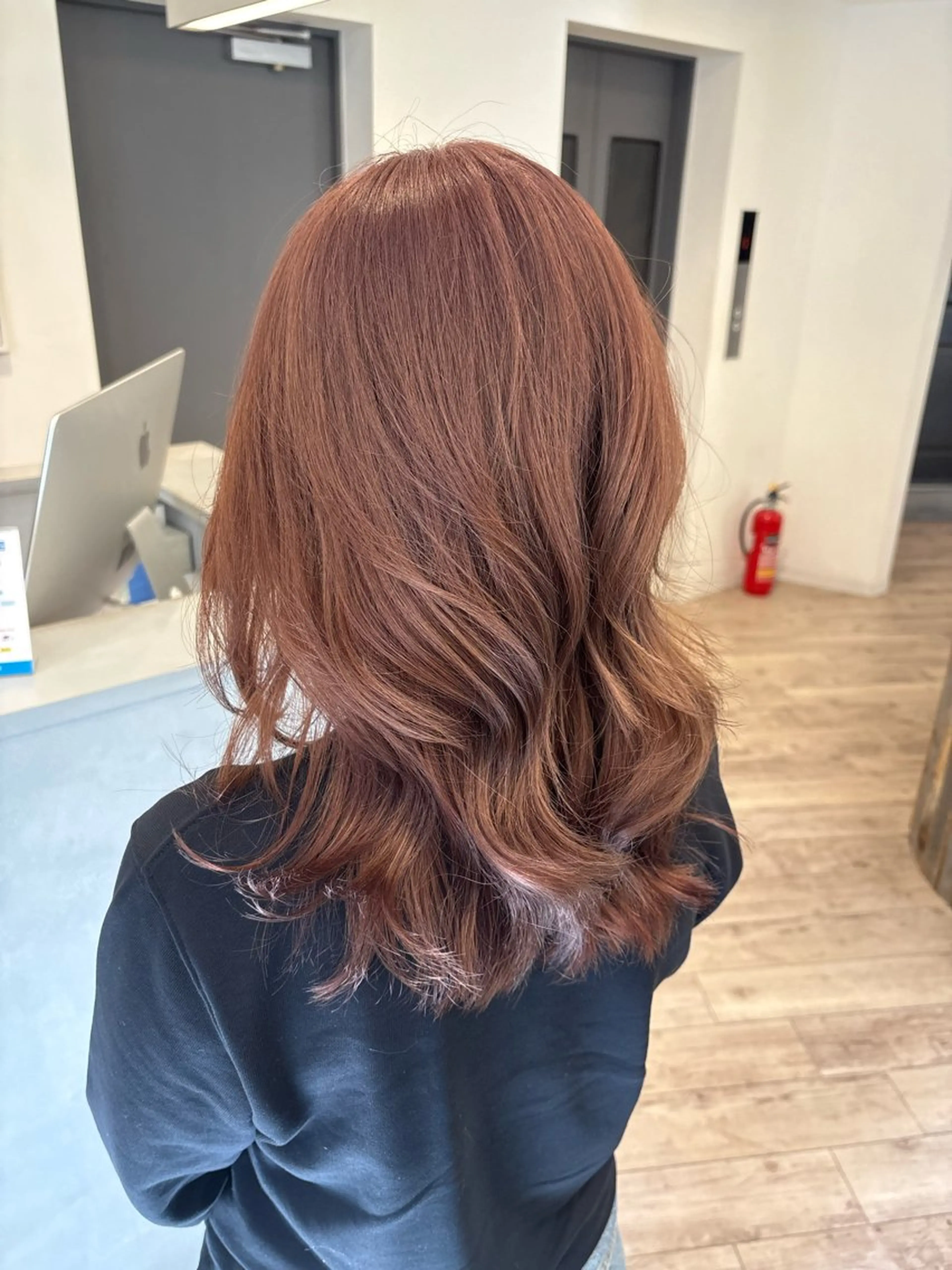 セミロング カラー ヘアカラー トリートメント Loob TOKYO MiZUKiのヘアスタイル