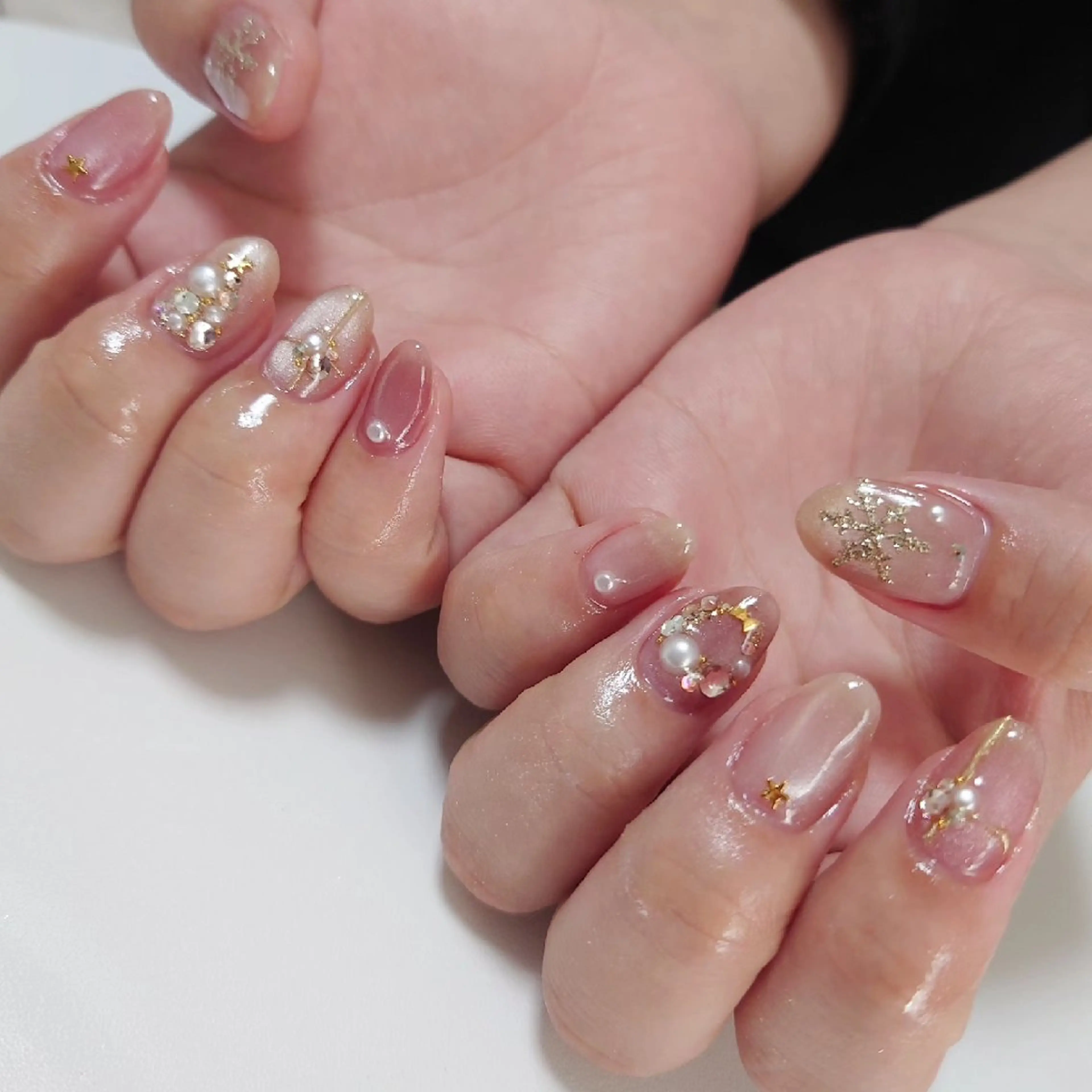 ネイル 冬ネイル クリスマス ハンドネイル NailSalon Kotillのネイルデザイン