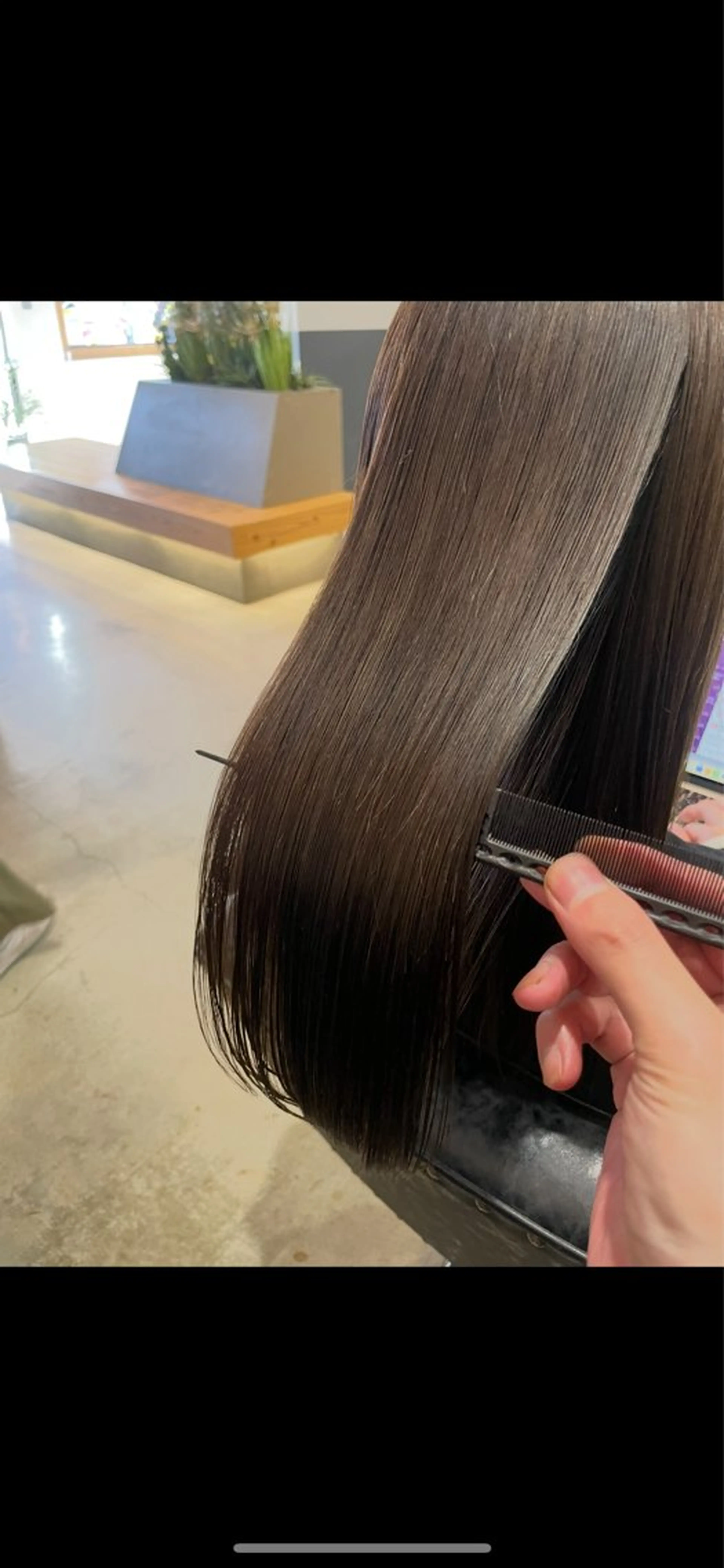 ロング パーマ 酸性ストレート ストレートパーマ Lolonois 三国所属・松木 一華のヘアスタイル