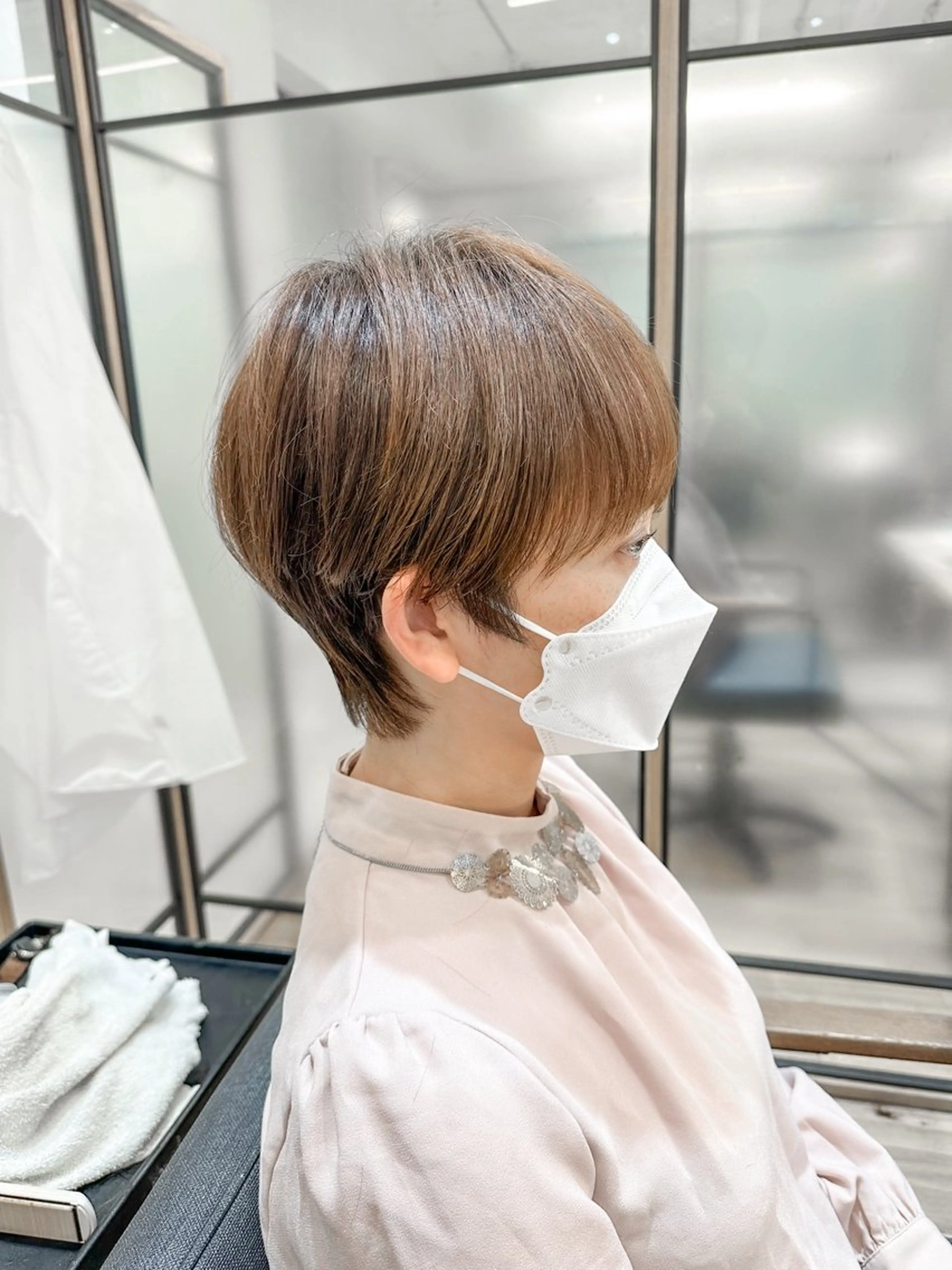 ショート シノハラ ガクト ショート/白髪ぼかしのヘアスタイル