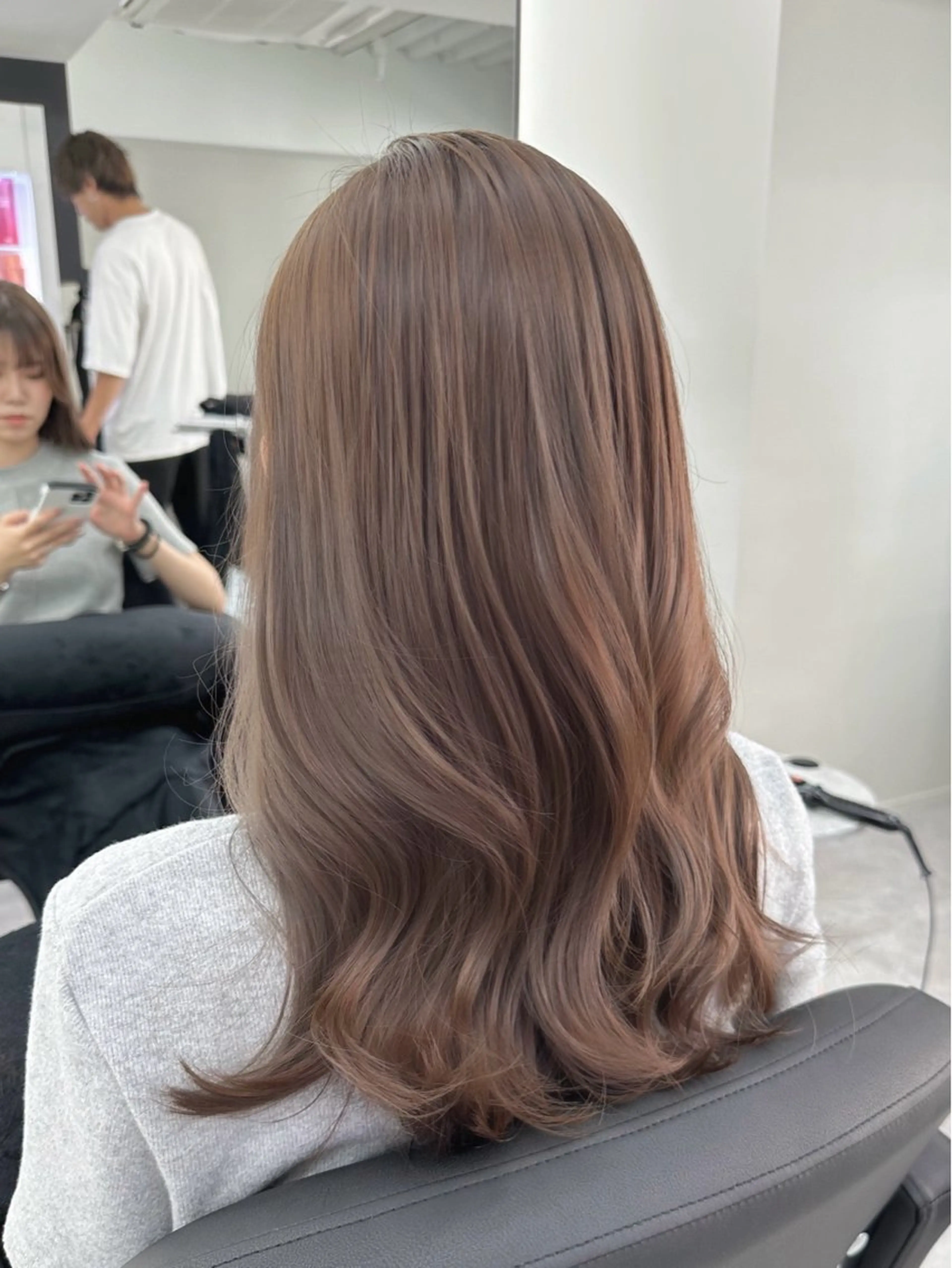 ミディアム カラー 心斎橋/ブリーチなし 髪質改善/レイヤーのヘアスタイル