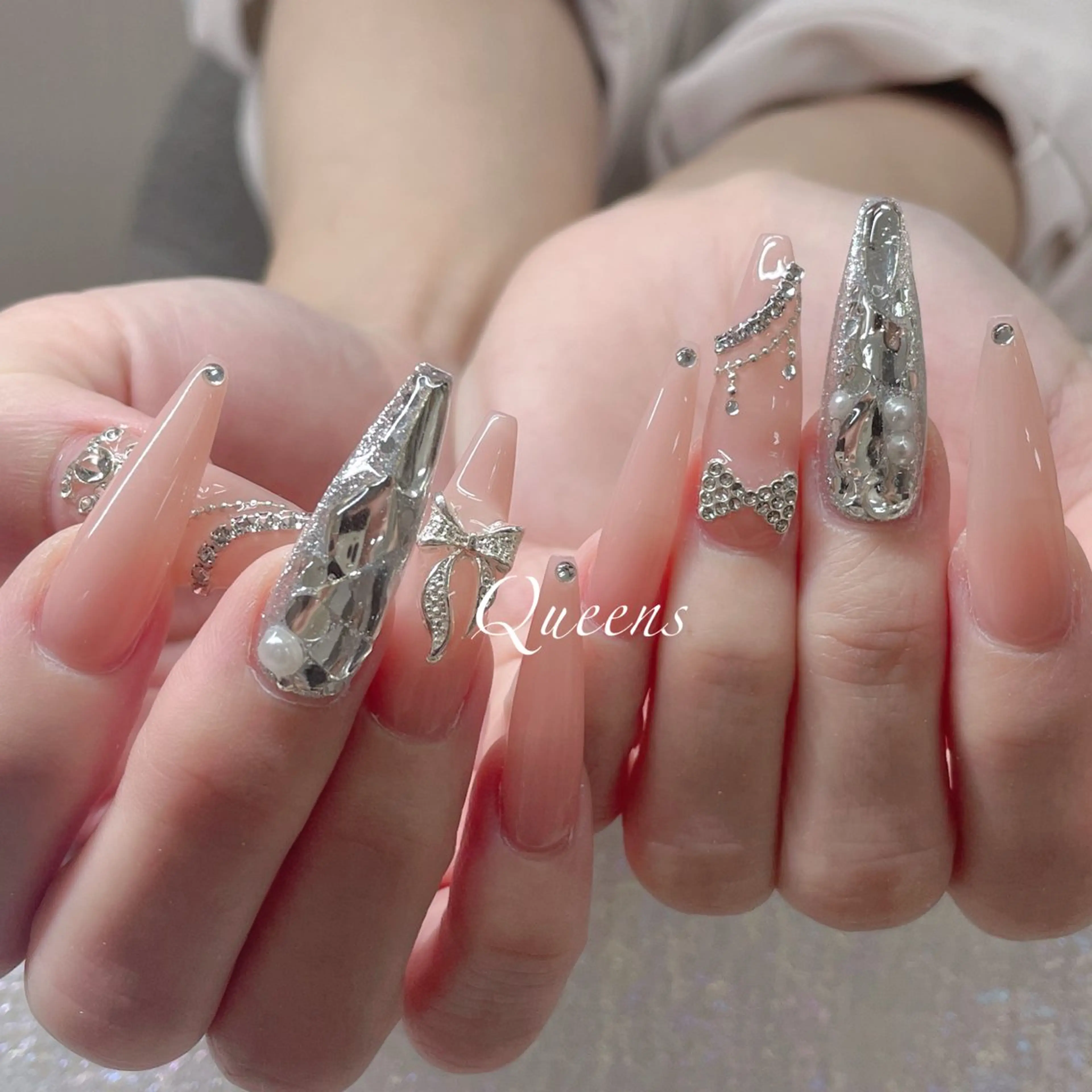 ネイル ハンドネイル Queens マオのネイルデザイン