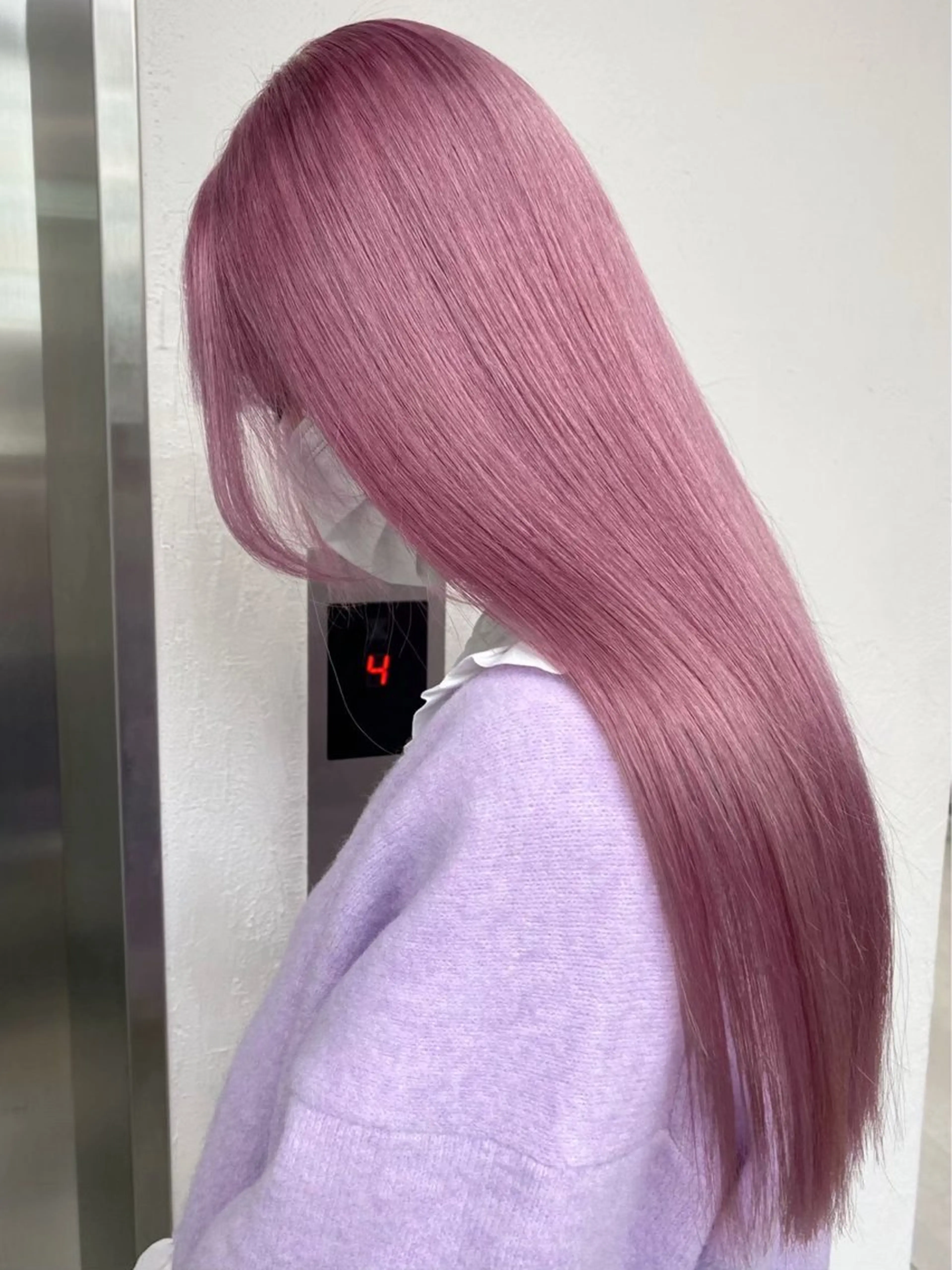 ロング カラー ブリーチ ケアブリーチ ラベンダーカラー ピンクカラー トリートメント カット ヘアカラー トリートメント ヘアセット RYOSUKE ハイトーンのヘアスタイル