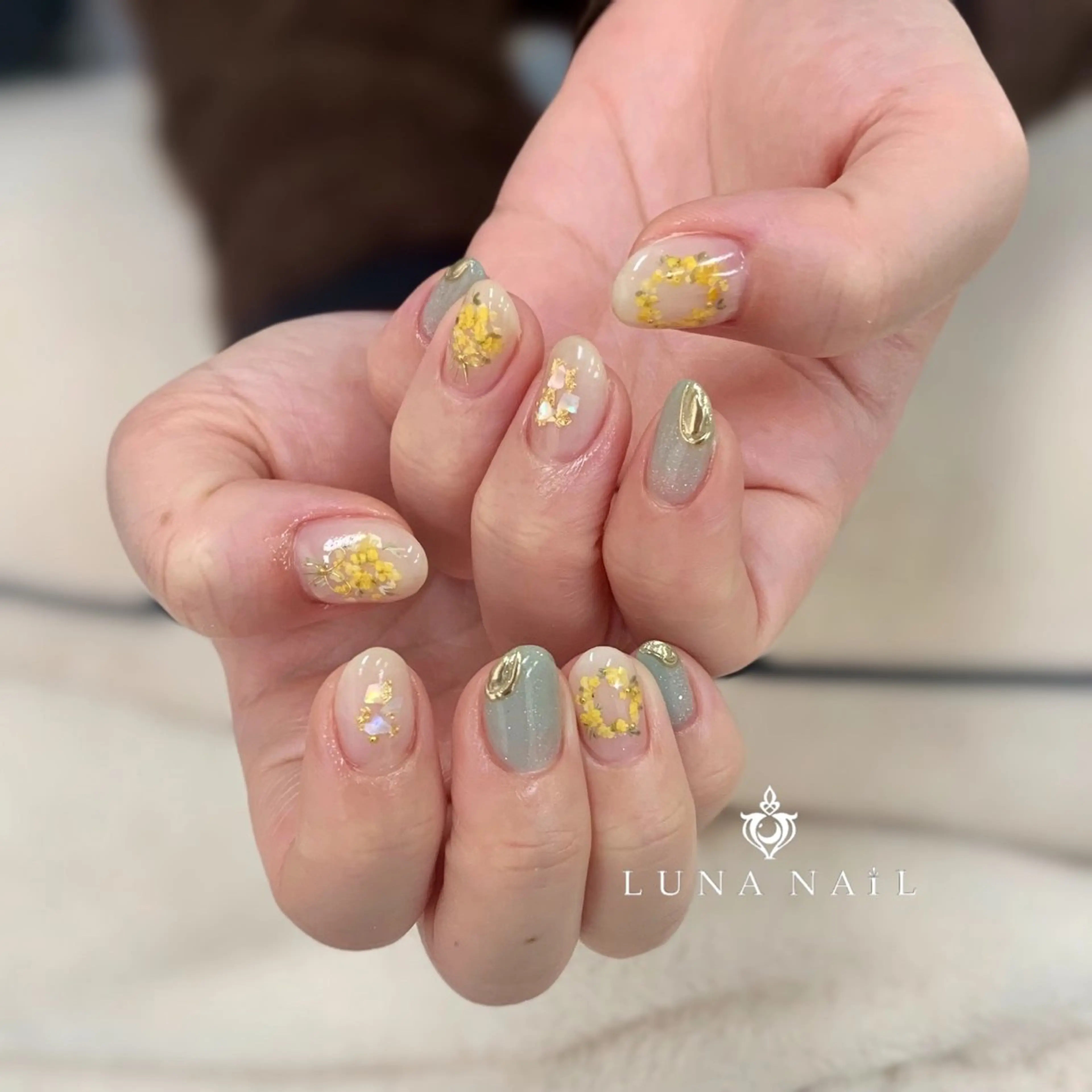 ネイル ハンドネイル アトリエ　ミモザ所属・いまむら あかりのネイルデザイン