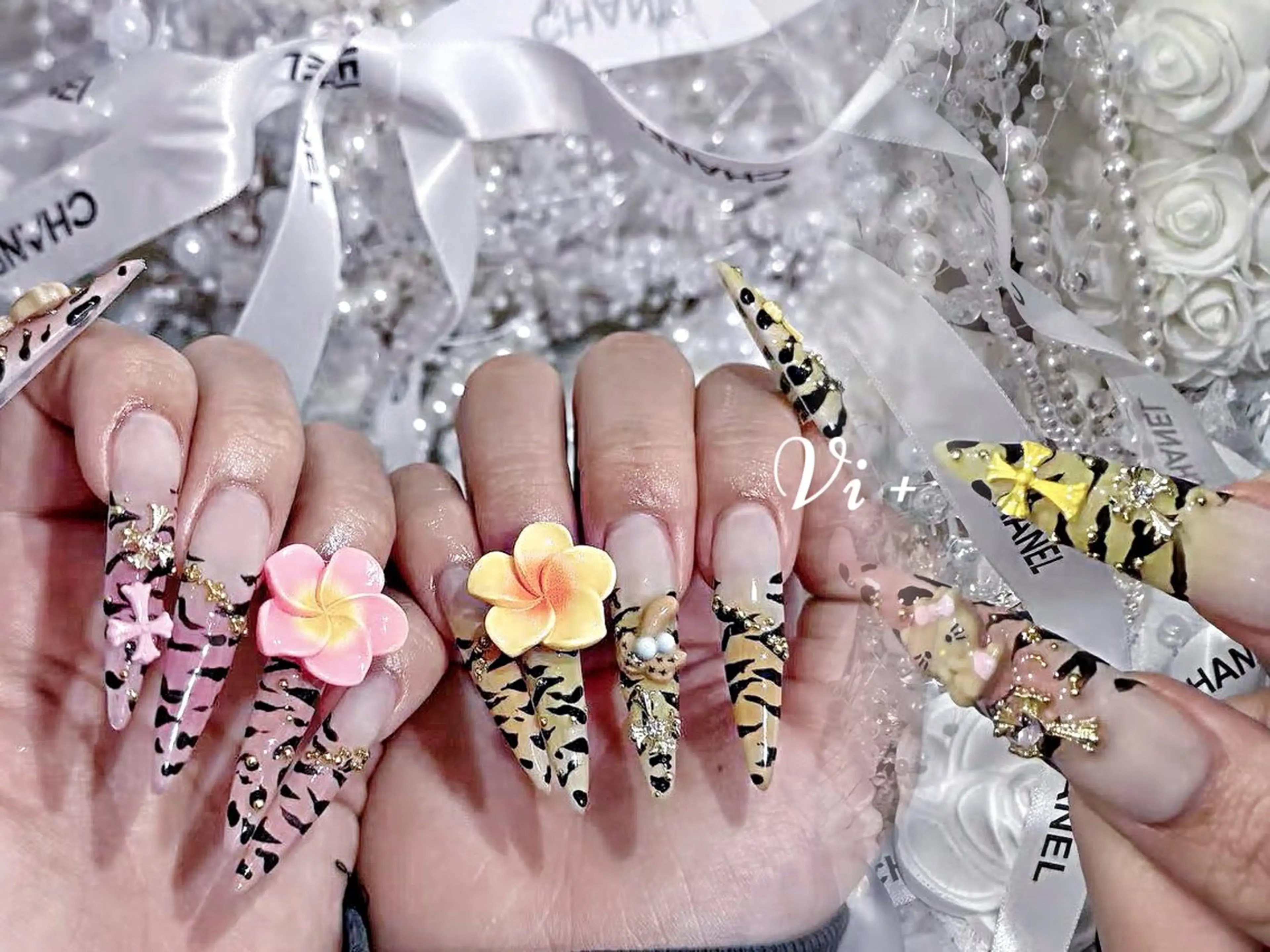 ネイル ハンドネイル ✨Nailsalon Vi+✨のネイルデザイン