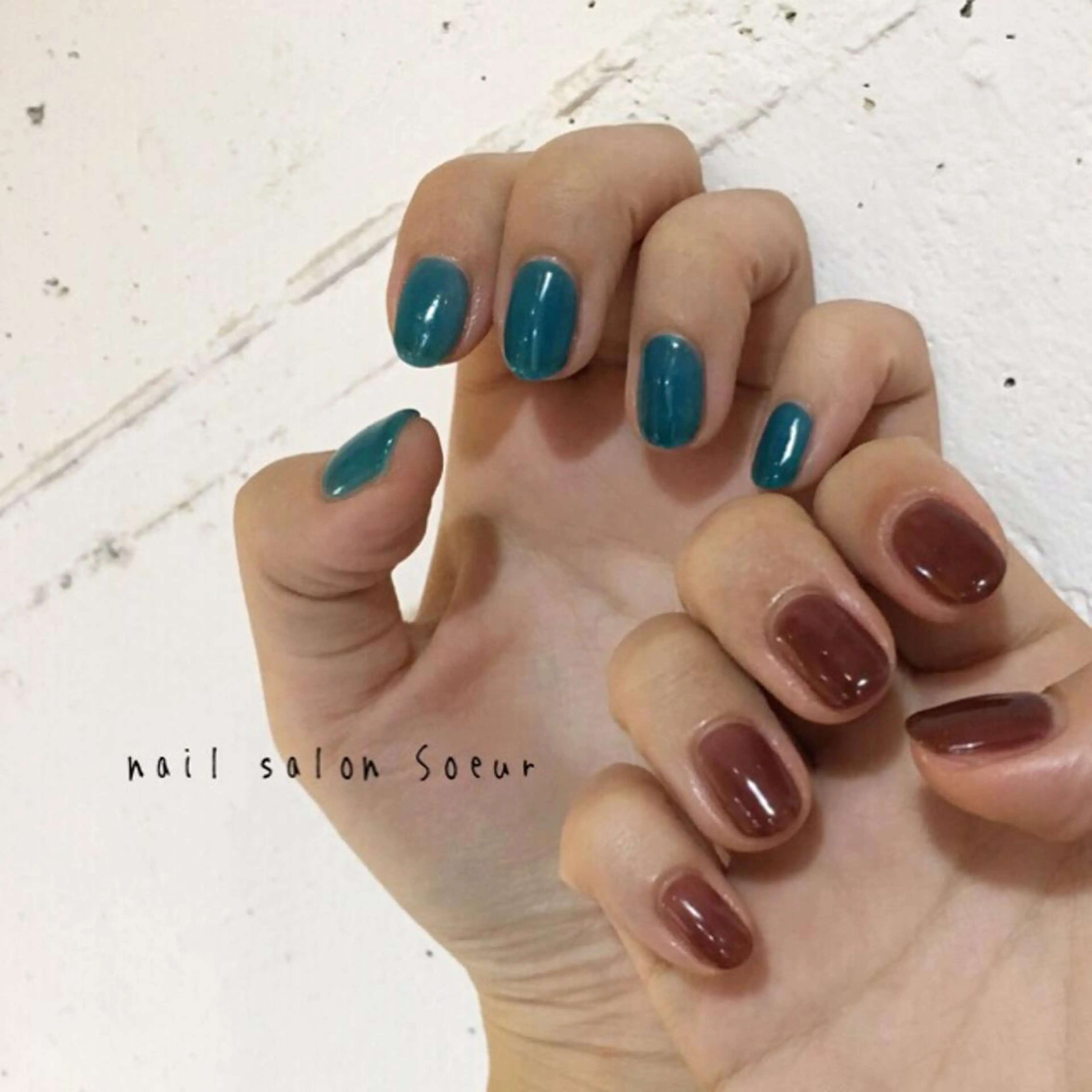 ネイル ブラウン ジェルネイル ワンカラーネイル ストーンネイル nail salon Soeurのネイルデザイン