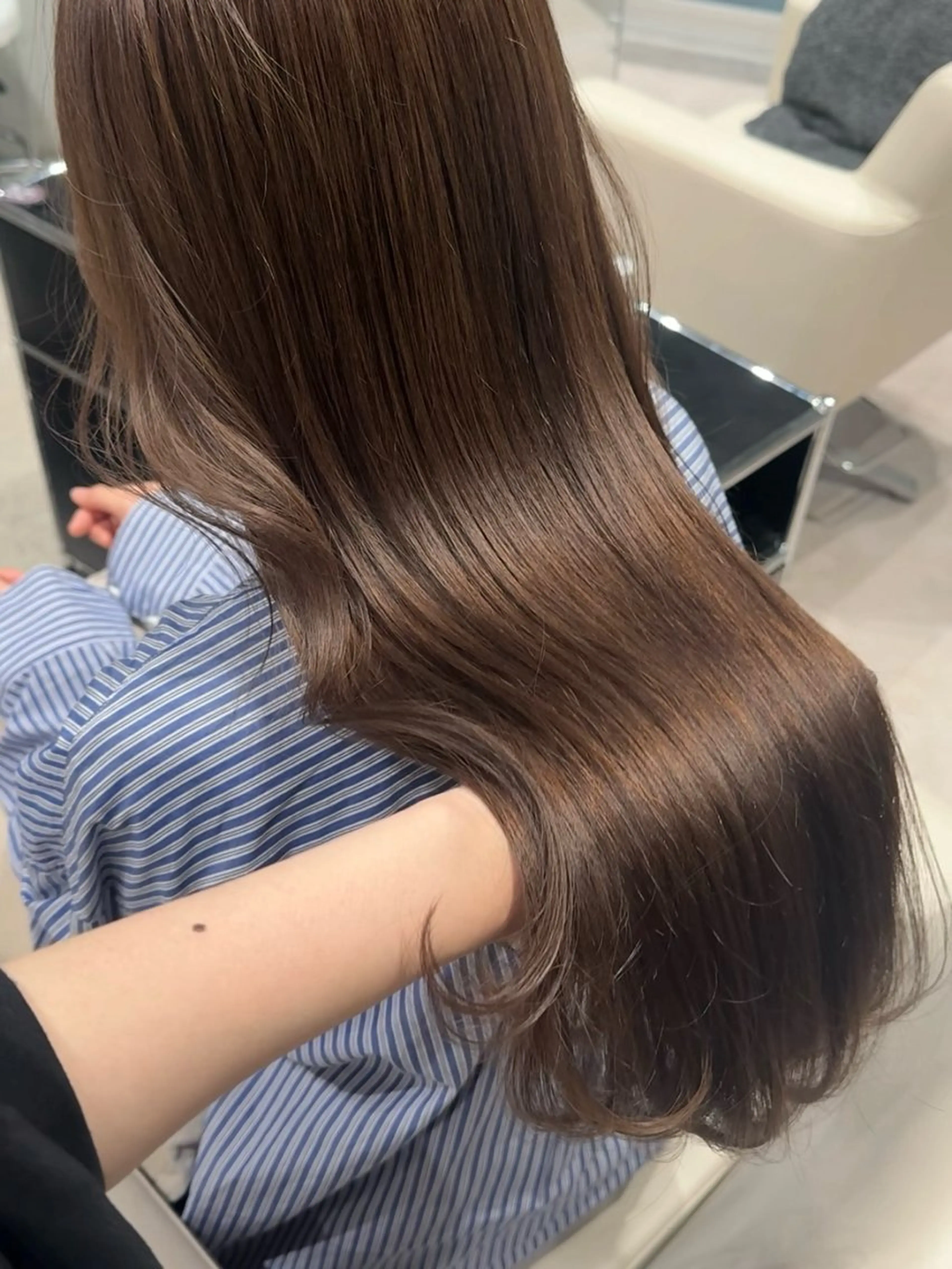 【先着2名限定!新生活応援クーポン🌸】 似合わせカット➕透明感カラー➕Aujua5ステップトリートメントの写真