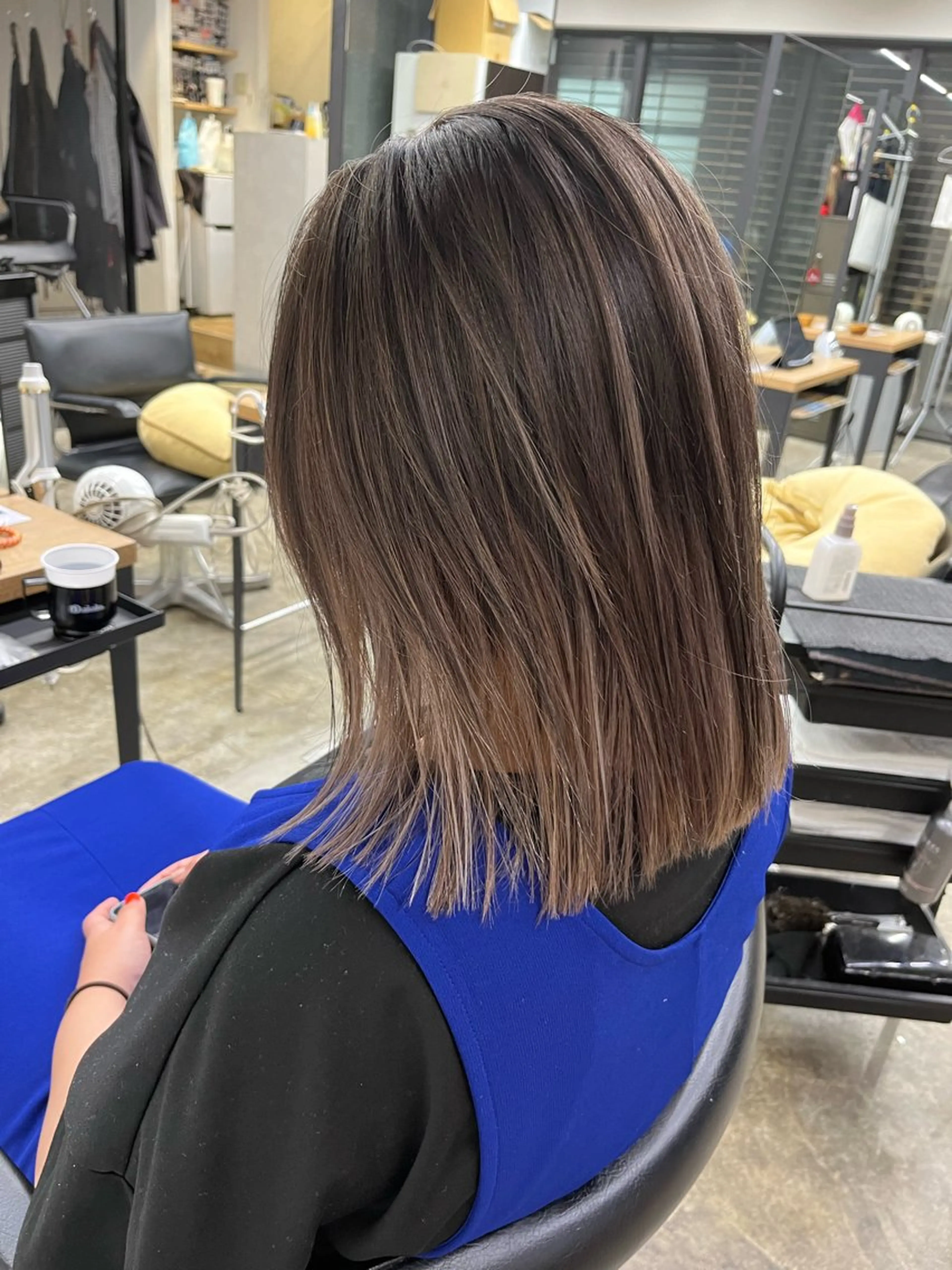 ミディアム ハイライト レイヤーカット わたる /カットモデル募集のヘアスタイル