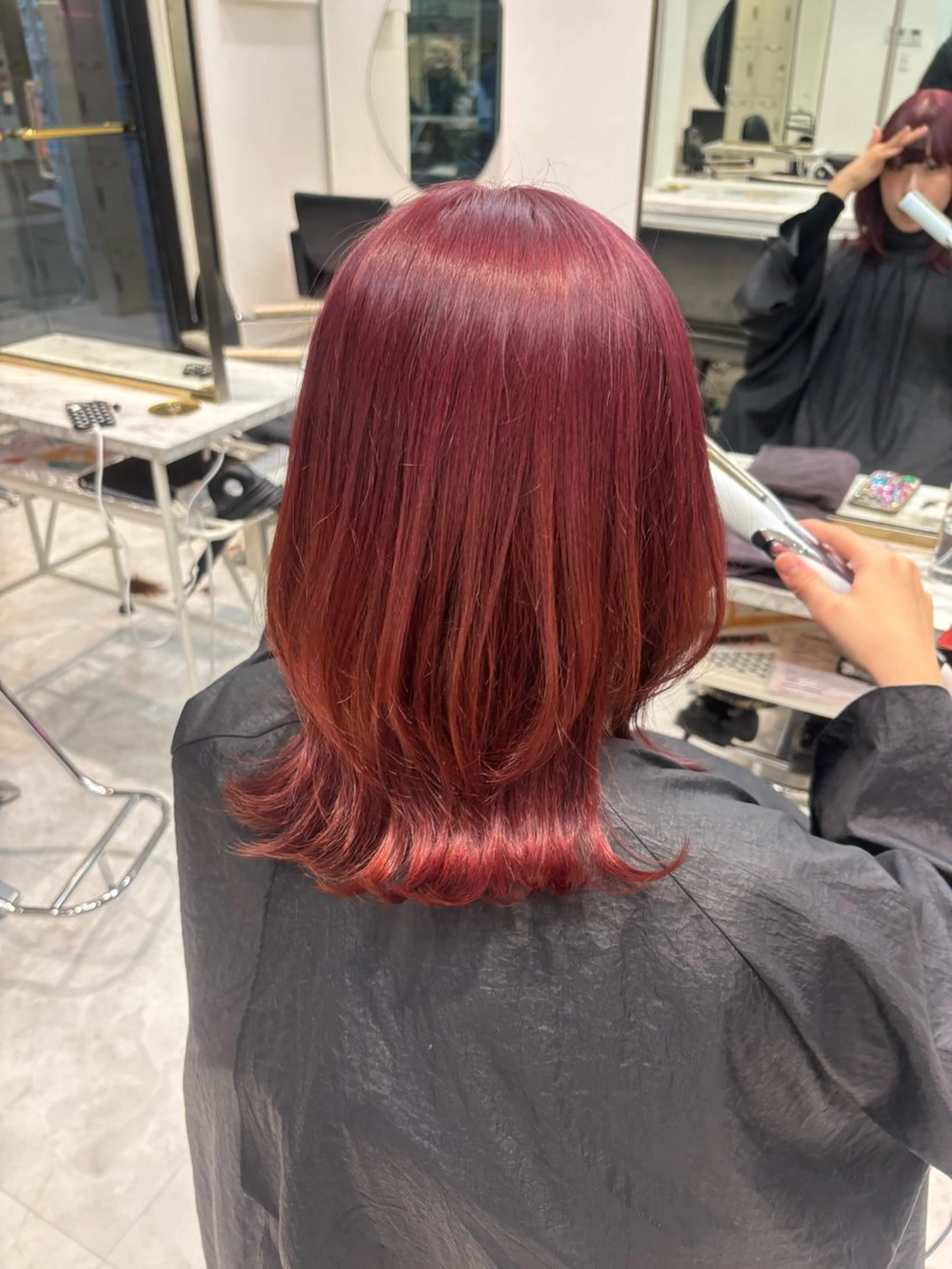 セミロング カラー ヘアカラー トリートメント ヘアセット ハイトーンアレンジ 🦋🥀Shuriのヘアスタイル