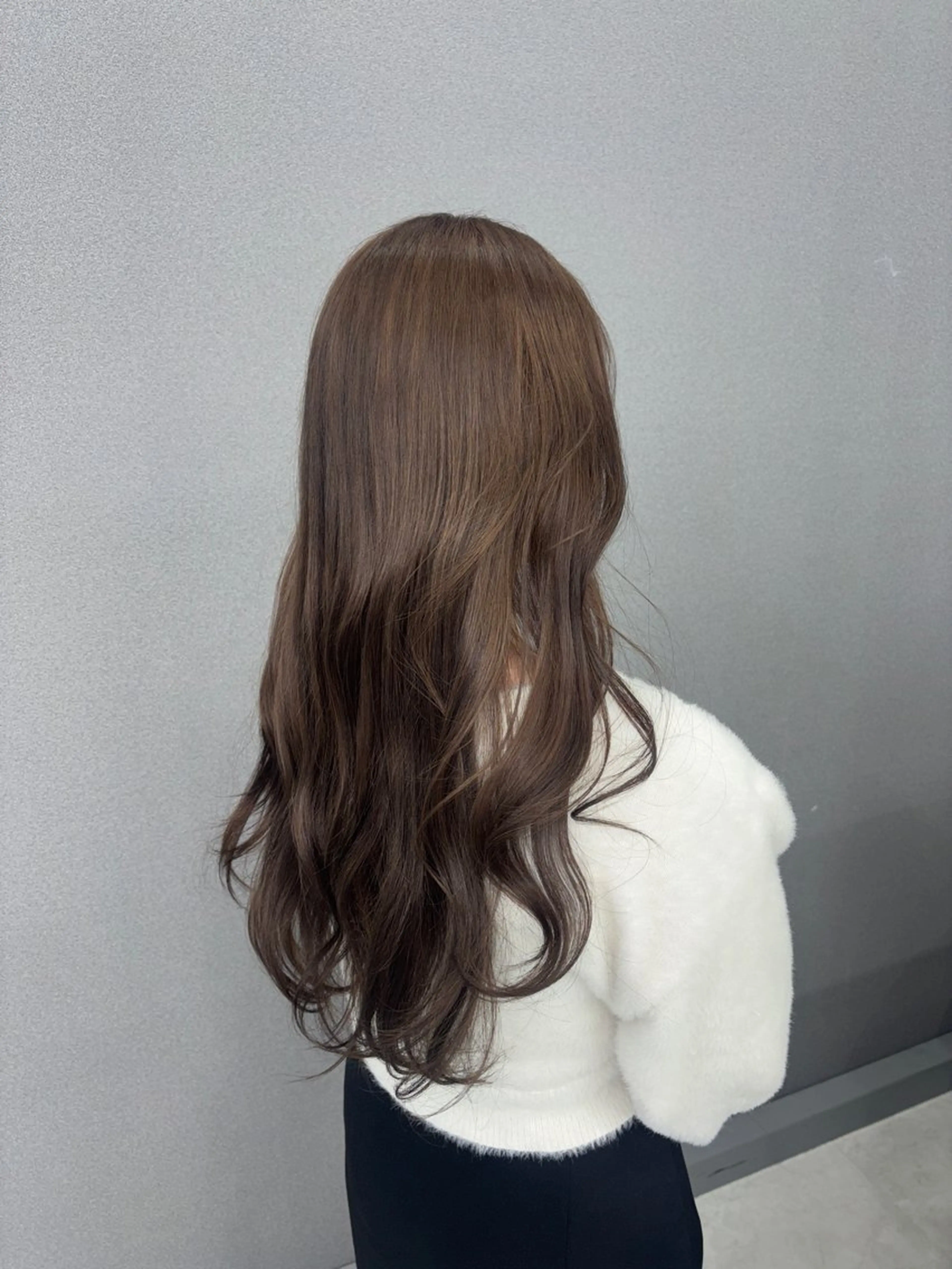 ロング カラー ハッシュカット/ ミルクティー/ みうのヘアスタイル