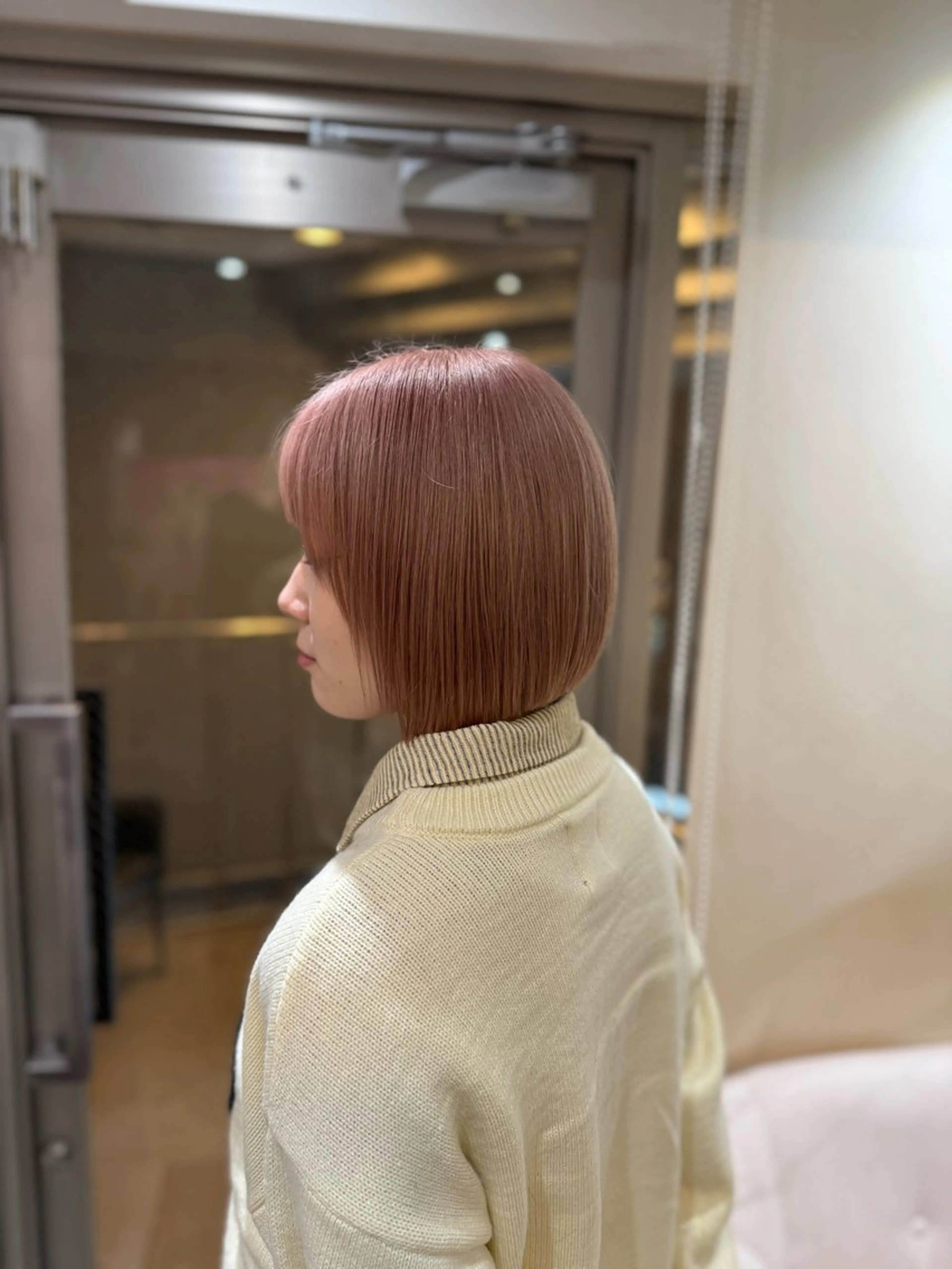ショート カラー ベージュカラー ピンクカラー ピンクベージュ ヘアカラー 🌈レイヤーカット/ ハイトーン🌈タクマのヘアスタイル