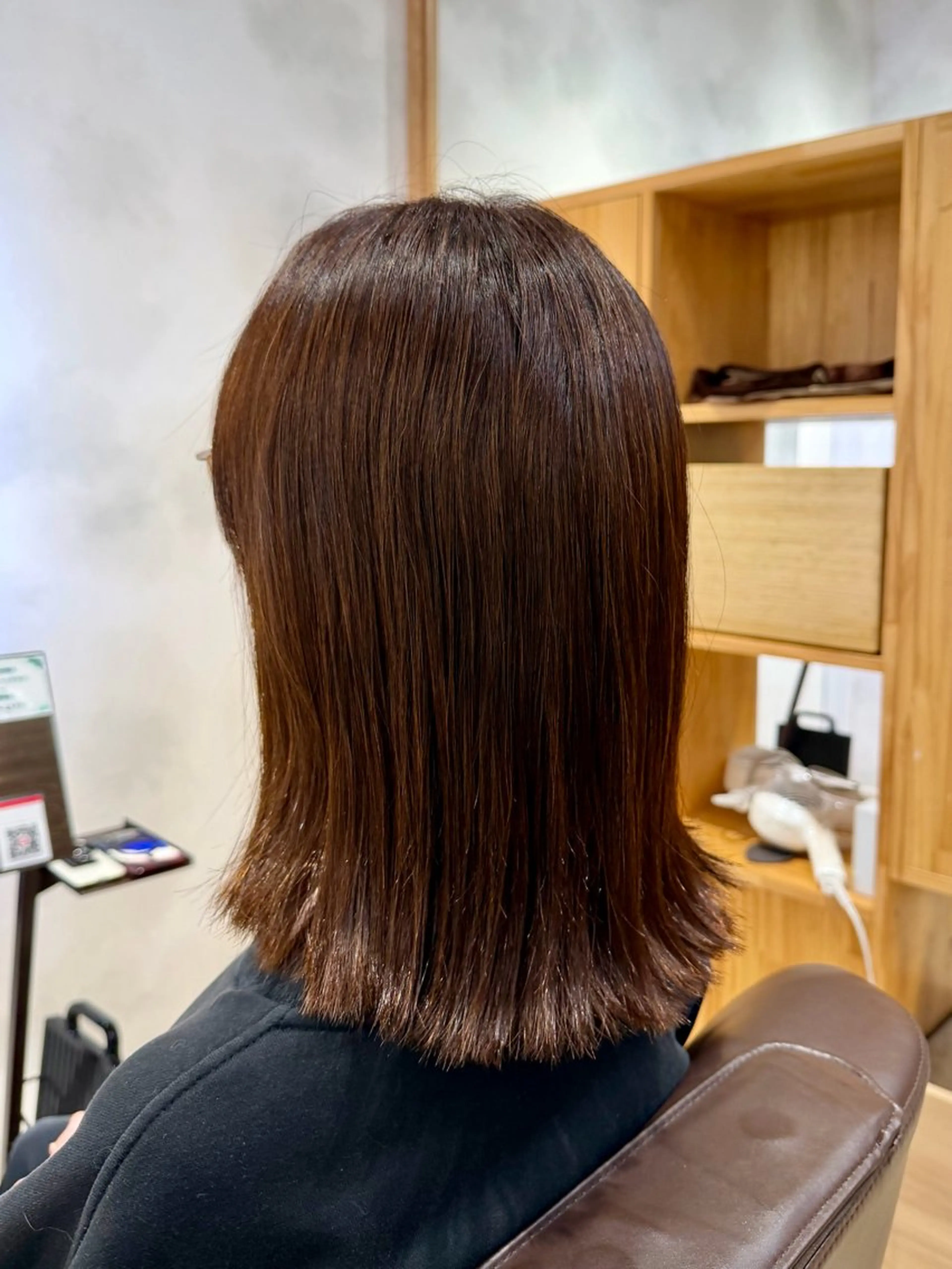 ミディアム 顔周りカット レイヤーカット カット ヘアカラー 山田 省吾のヘアスタイル