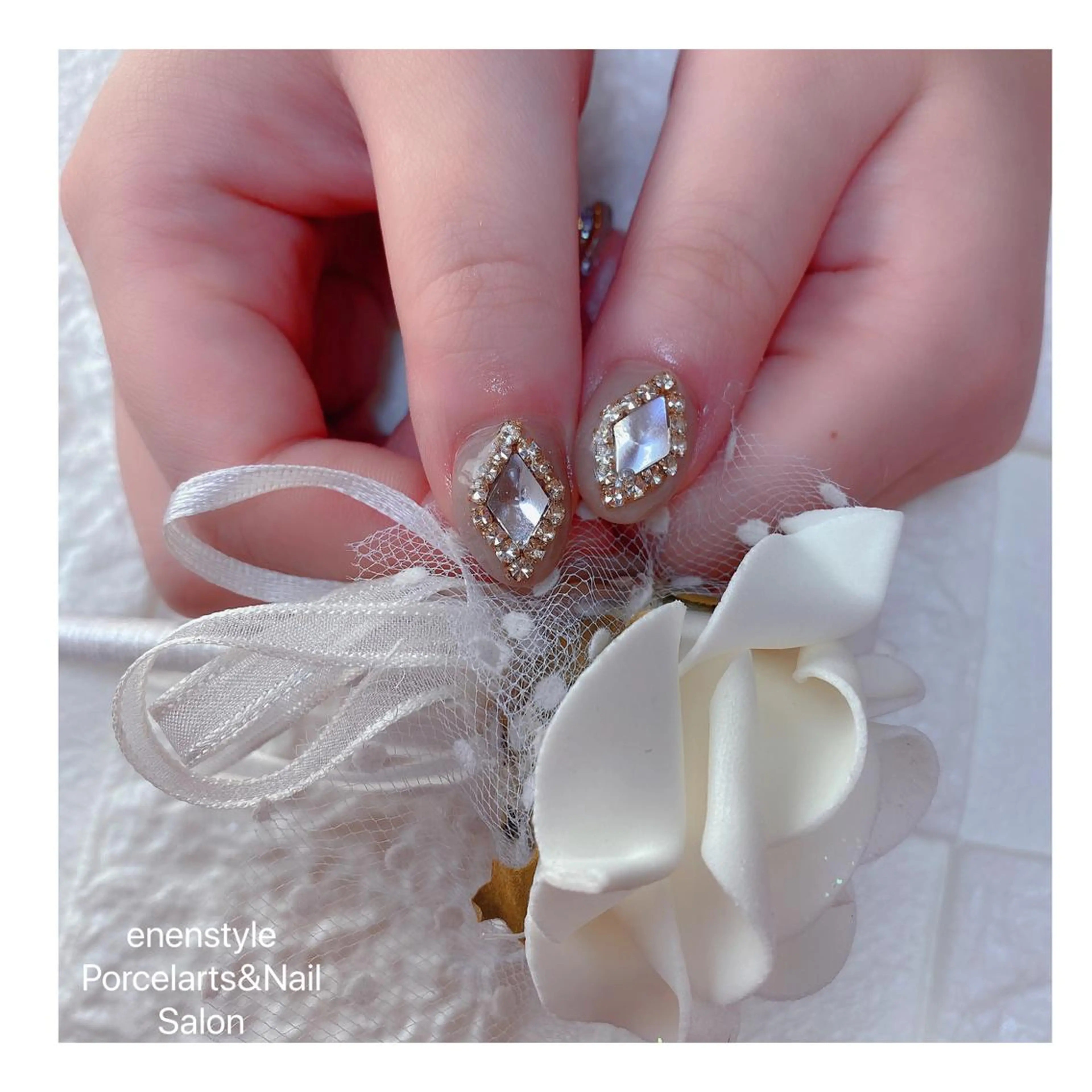 ミディアム ネイル 👑enen style👑のネイルデザイン