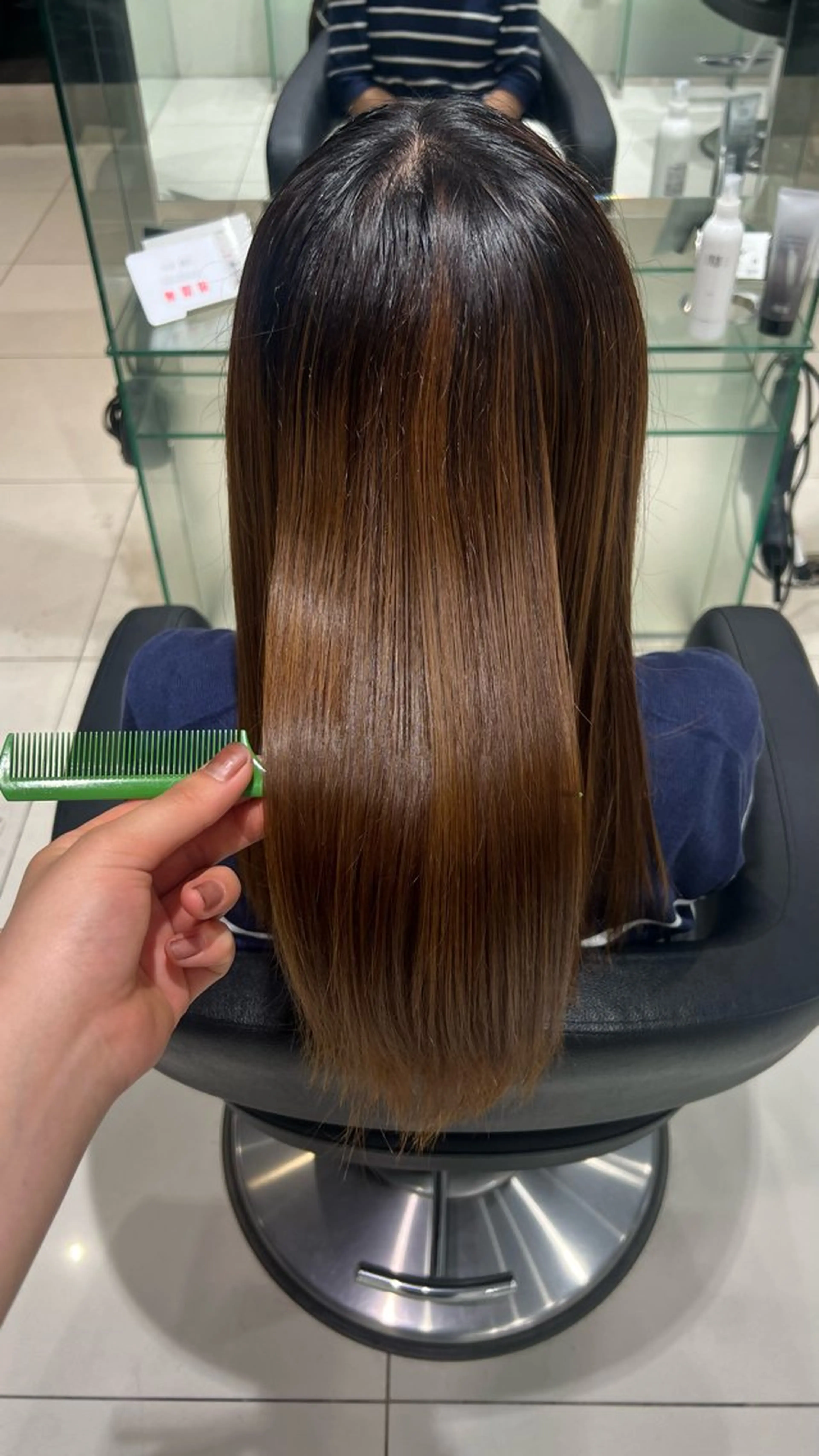 カラー 💚 AKI 💚のヘアスタイル