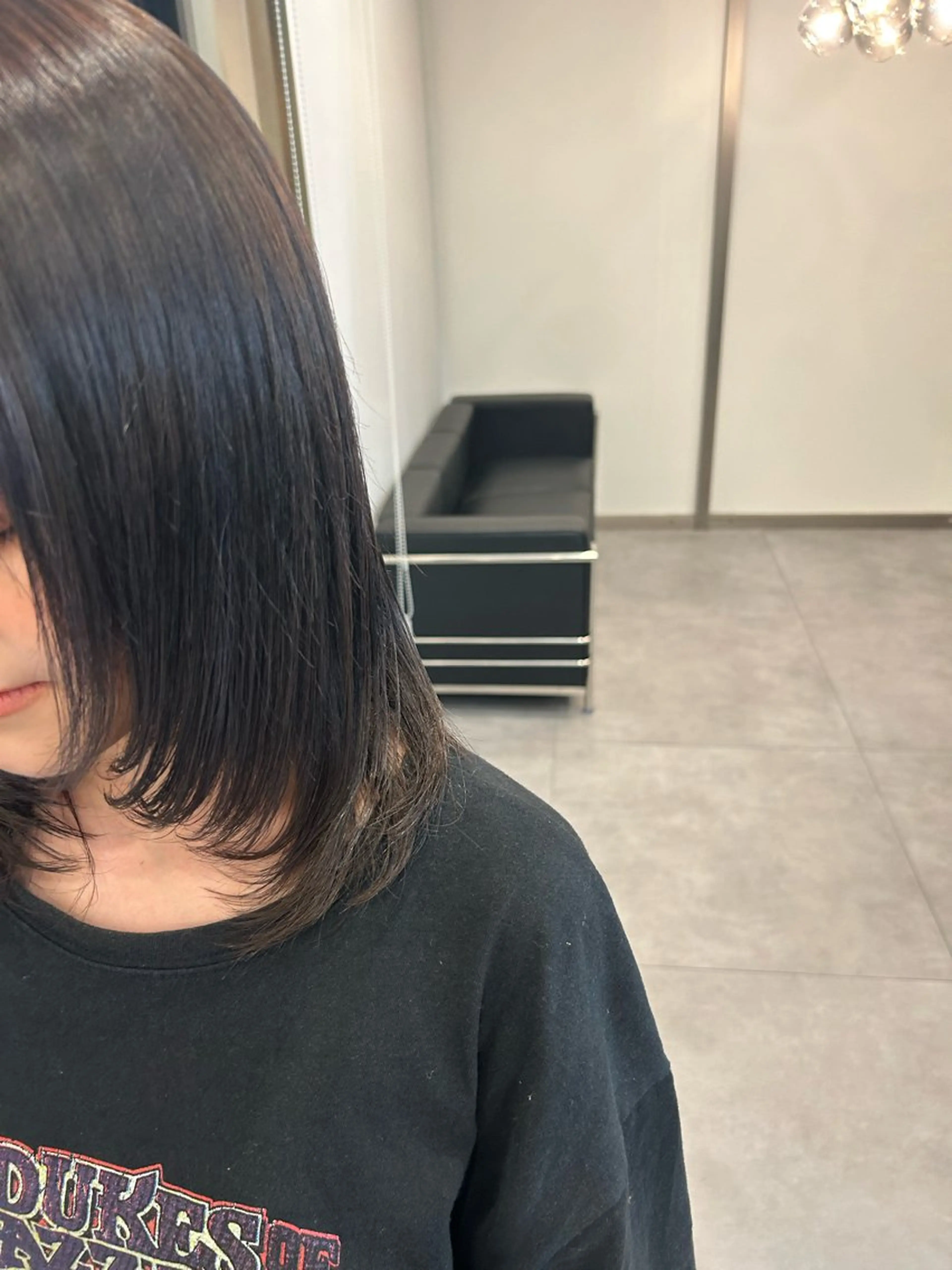 セミロング 善財 康葵のヘアスタイル