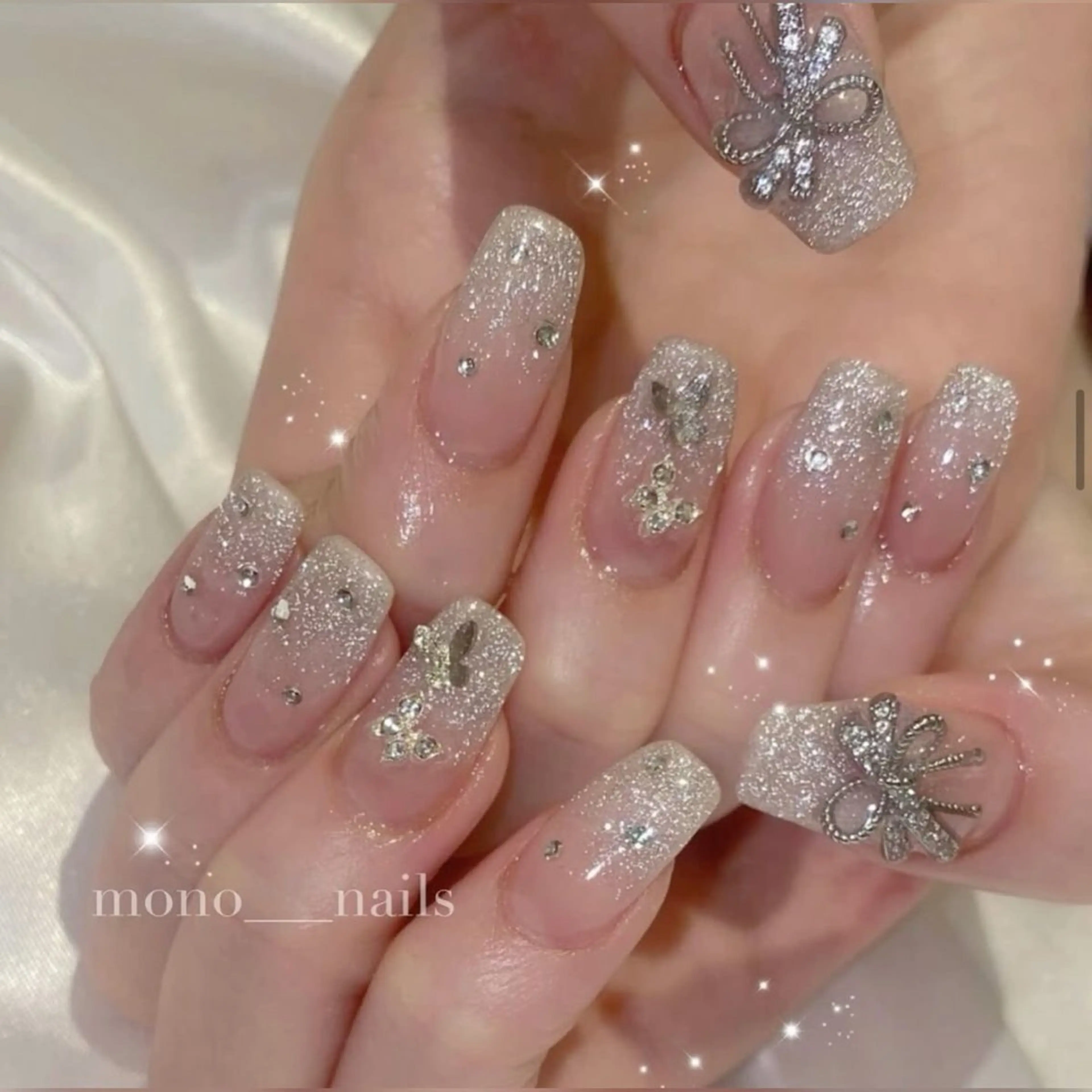 ネイル グラデーション ラメ(グリッター) マグネットネイル ミラーネイル ニュアンスネイル ハンドネイル Lumi de nailsのネイルデザイン