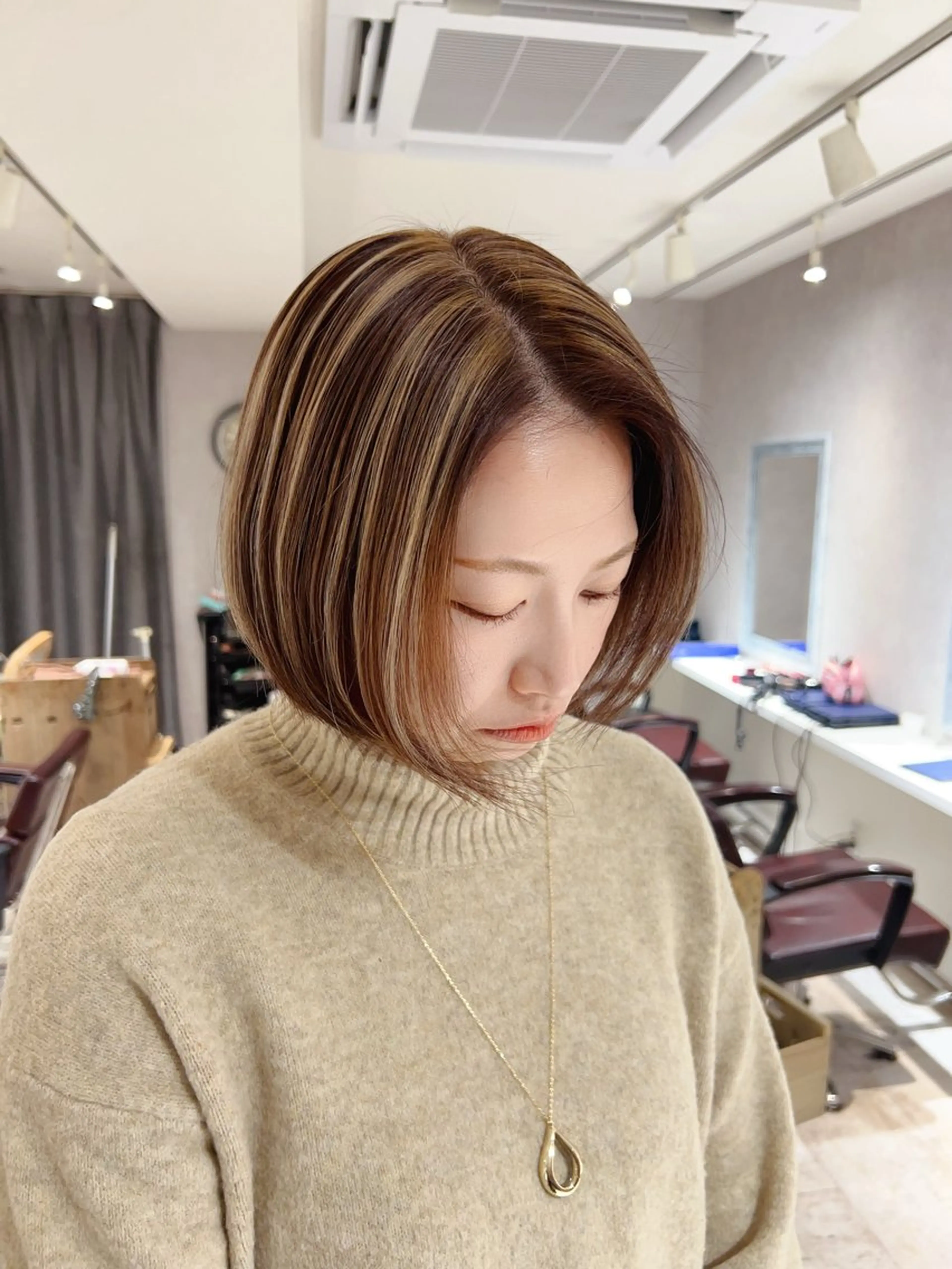ショート カラー ブリーチ ヘアカラー ブリーチ🐰インナー ♡ハイライト♡綾🐰のヘアスタイル