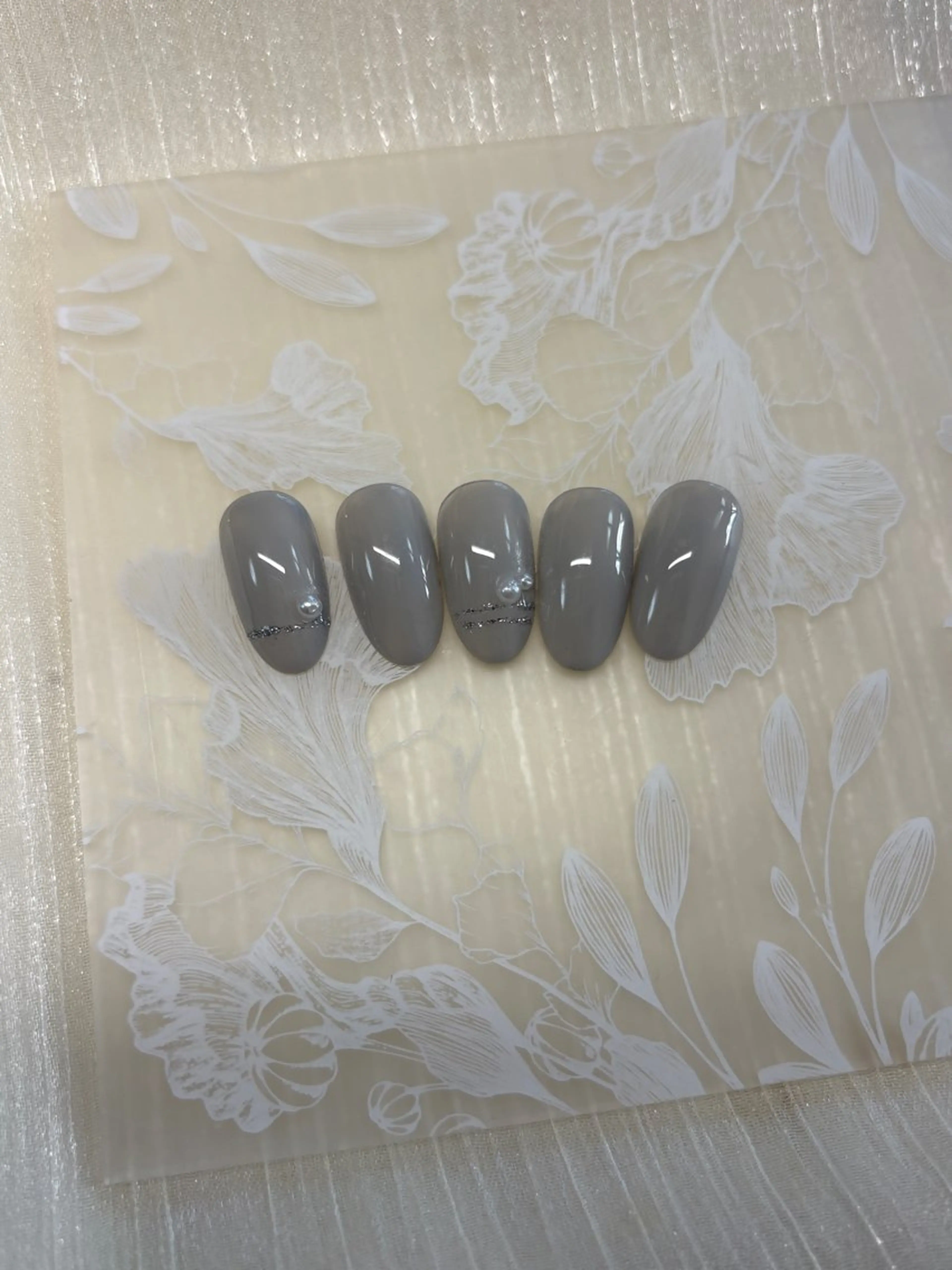 ネイル KiraNail ユトンのネイルデザイン