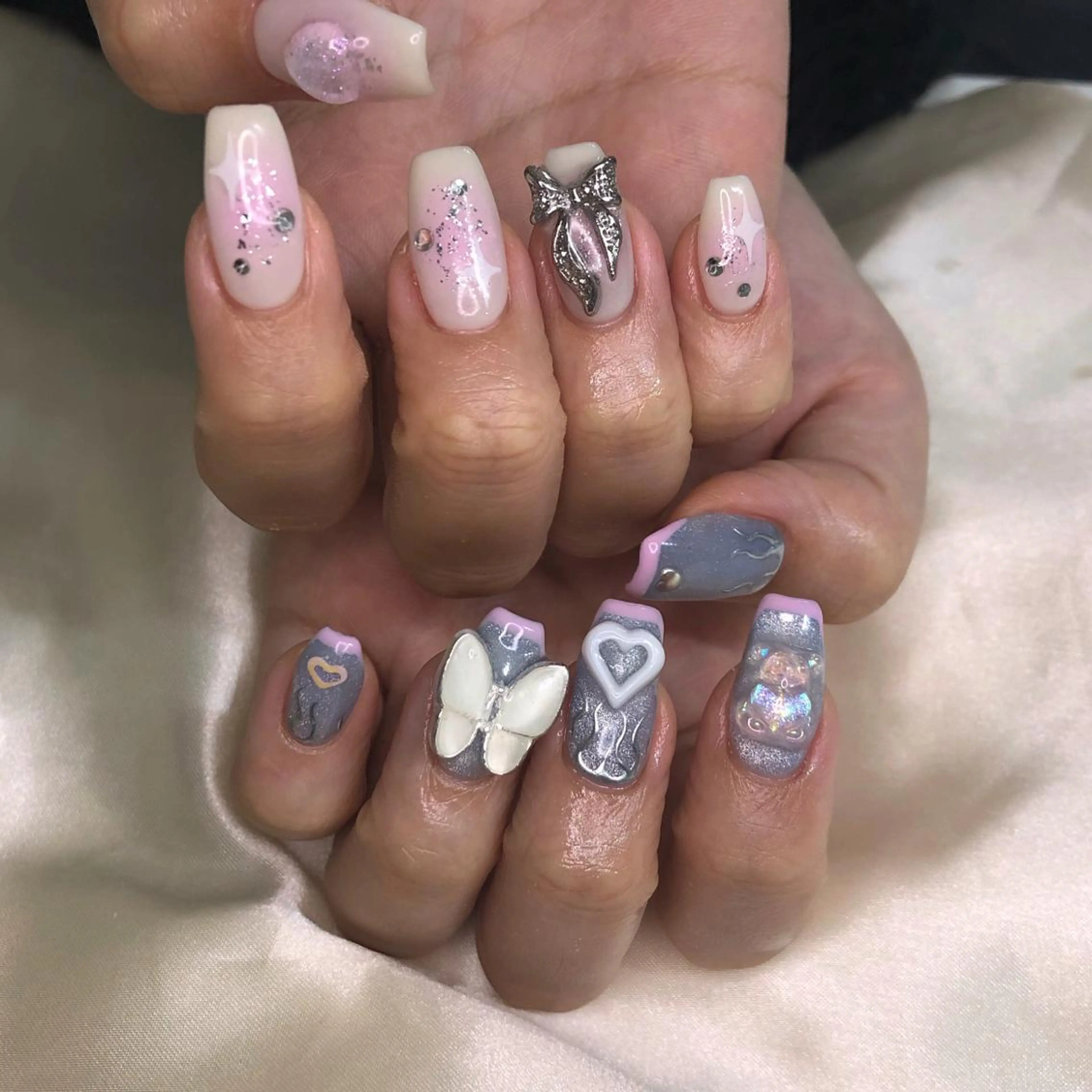 ネイル ハンドネイル ViViA momokaのネイルデザイン