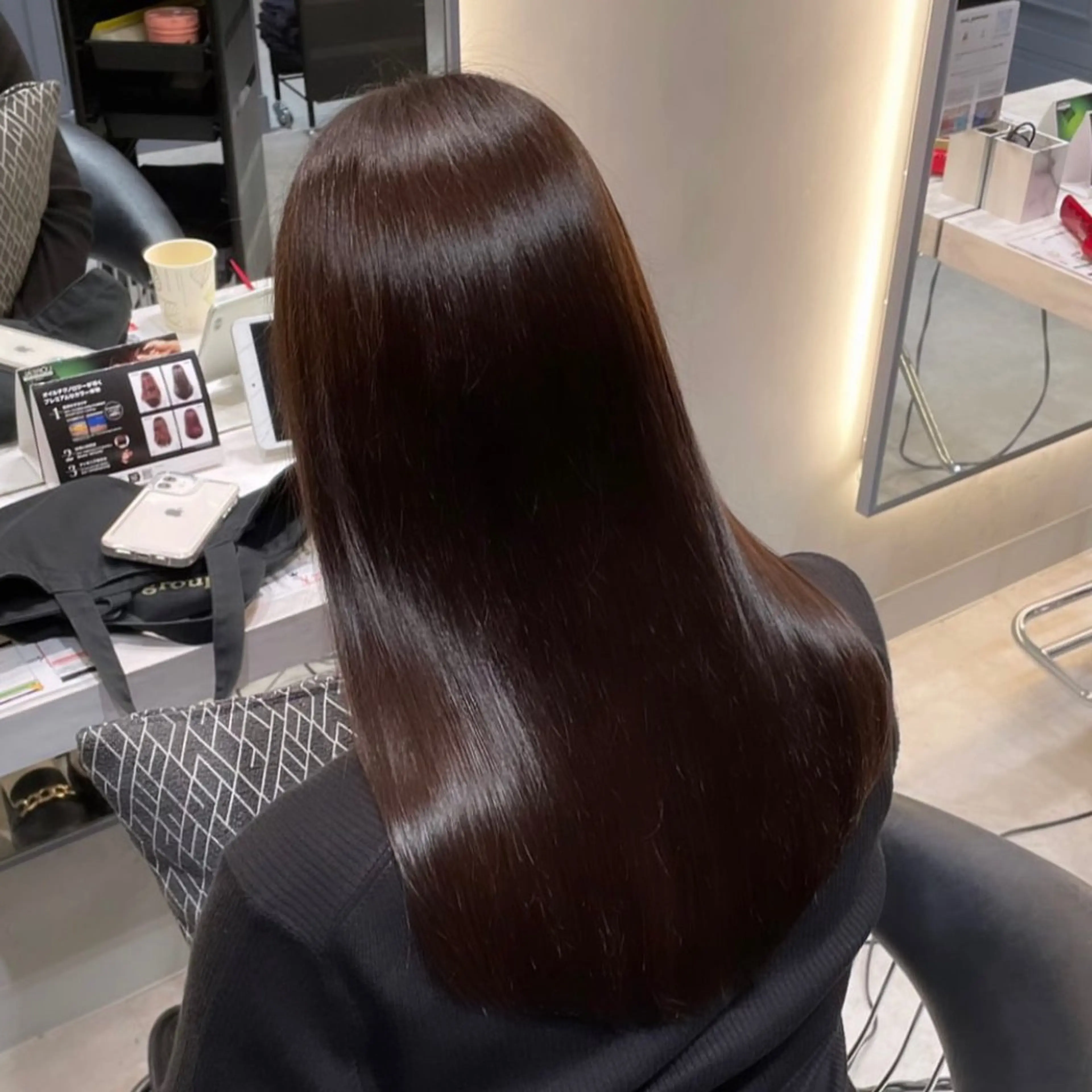 セミロング カット ヘアカラー トリートメント 𝙆𝙖𝙞🎀🩶 レイヤー/縮毛矯正のヘアスタイル