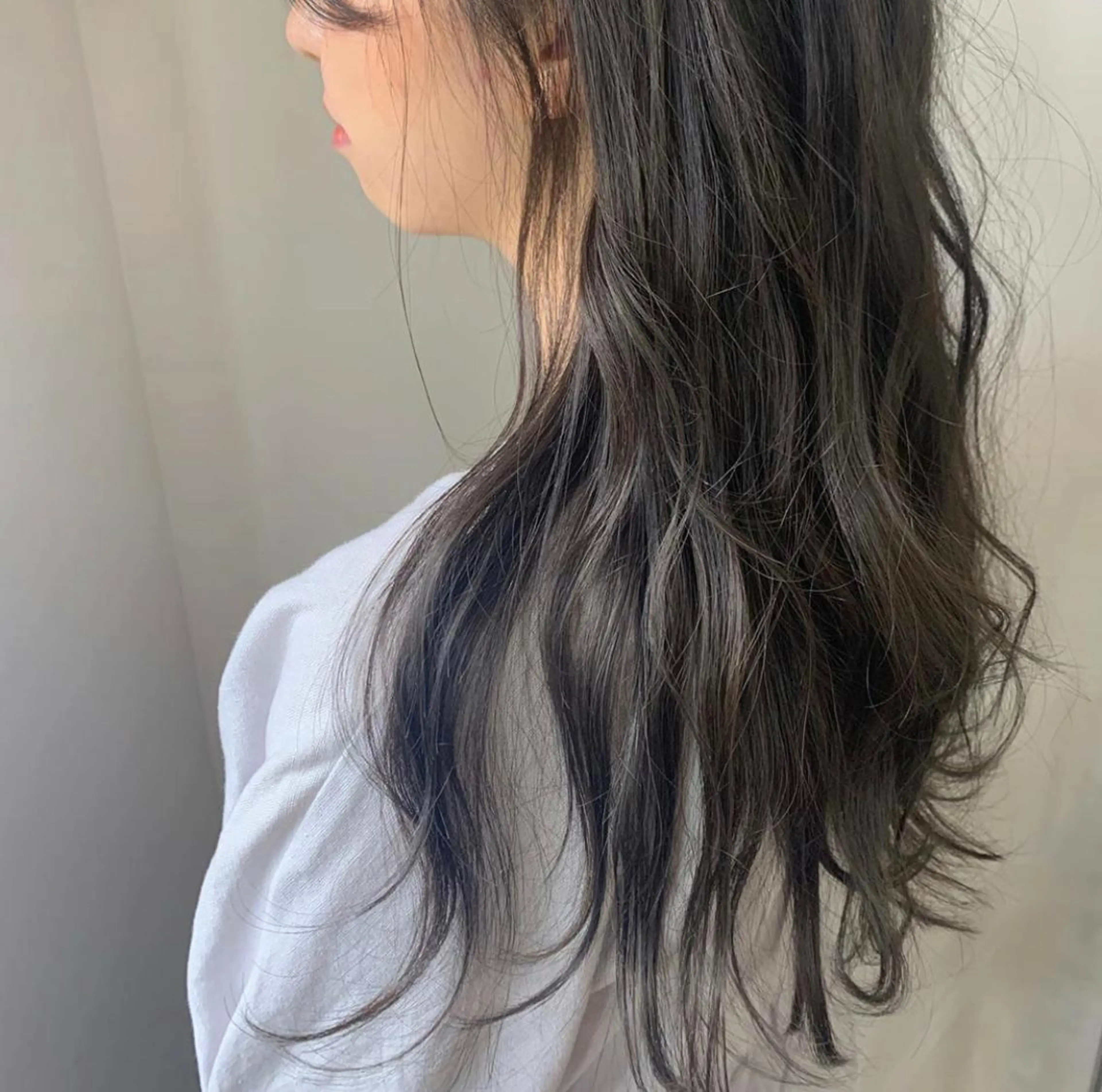 ロング カラー ハイライトカラー ハイライト 韓国ヘア／レイヤー/ 🤍ayumuのヘアスタイル