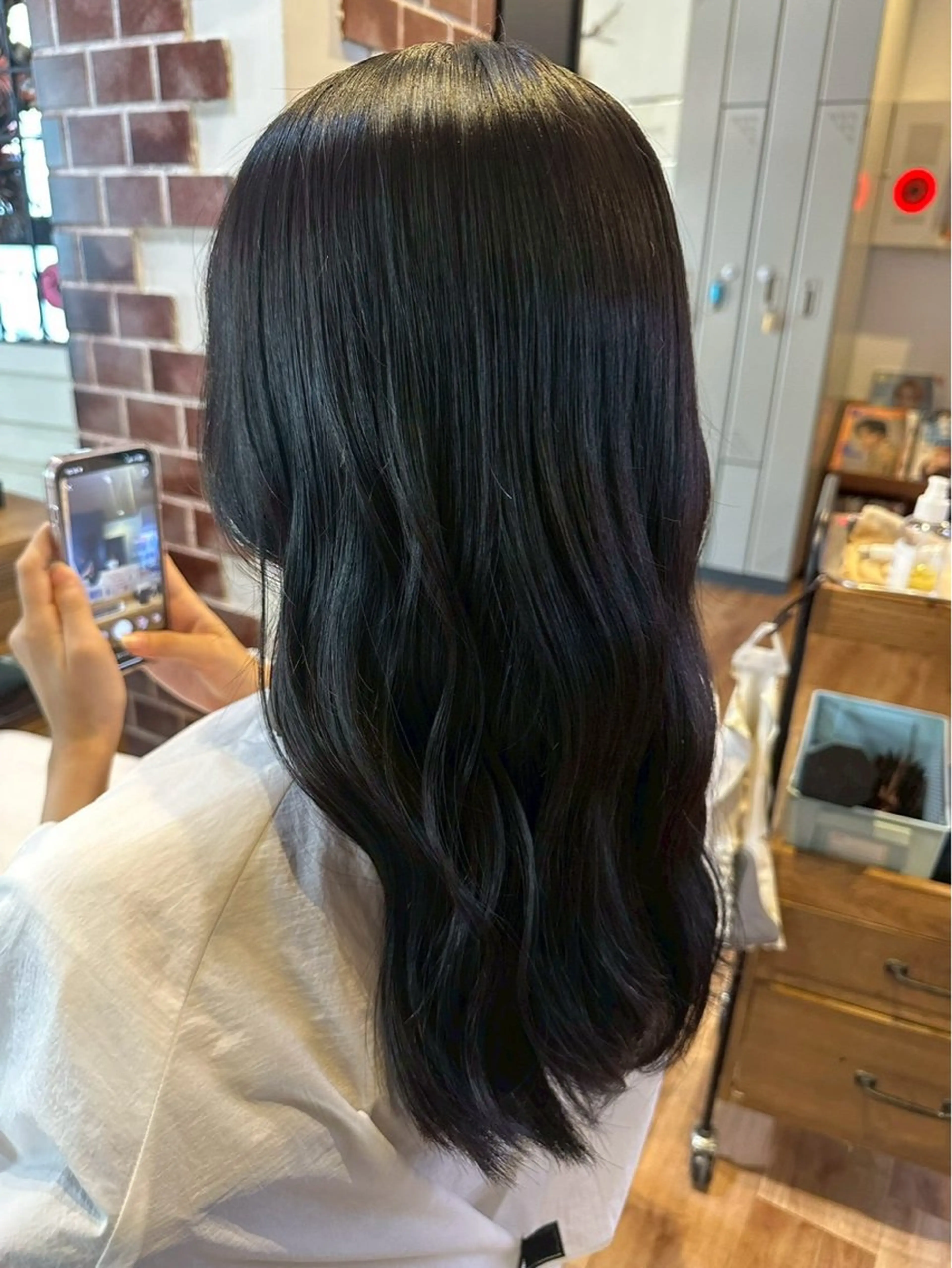 セミロング 西村 雪菜のヘアスタイル