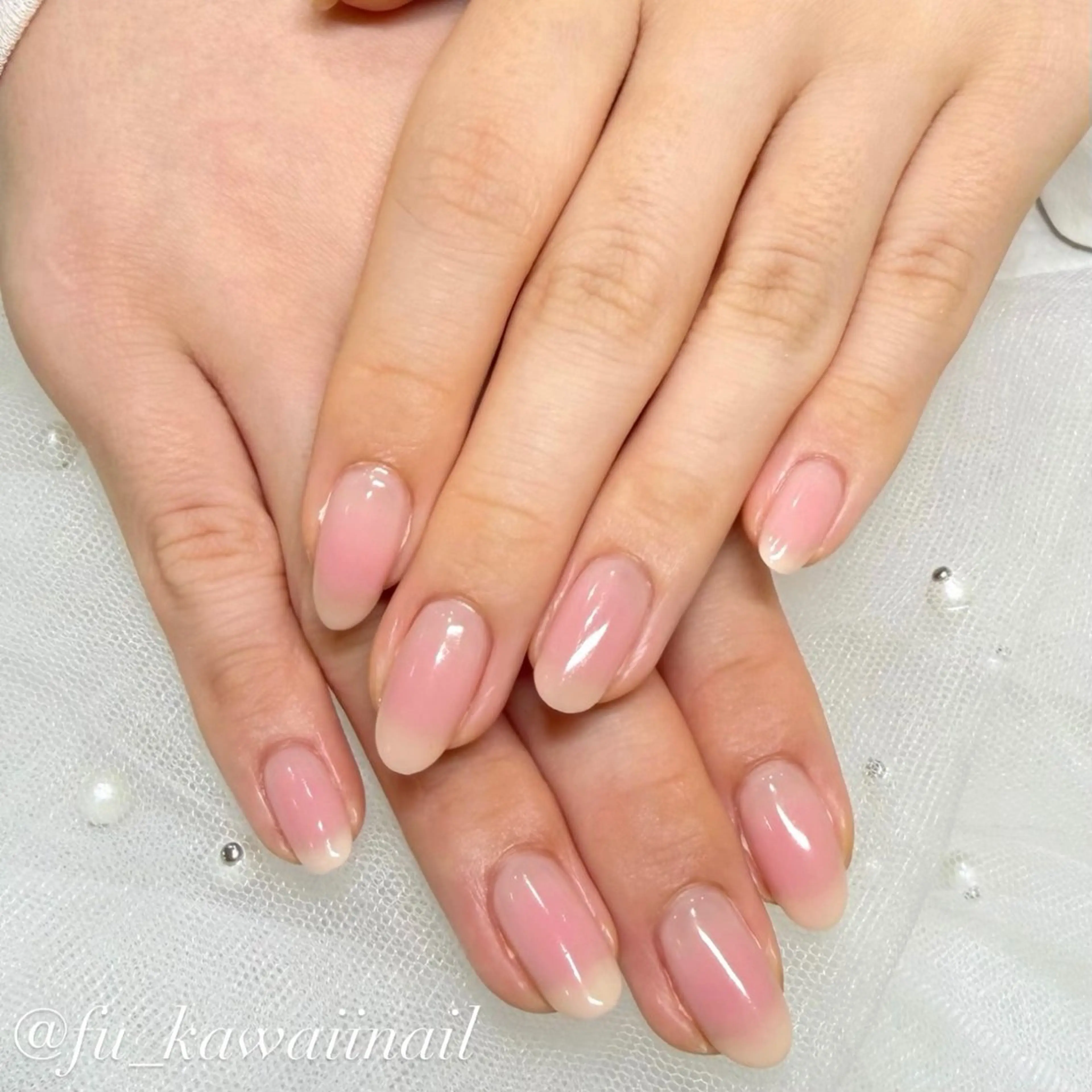 ネイル チークネイル ハンドネイル 🪞ヤギフウカ🪞 渋谷ネイルのネイルデザイン