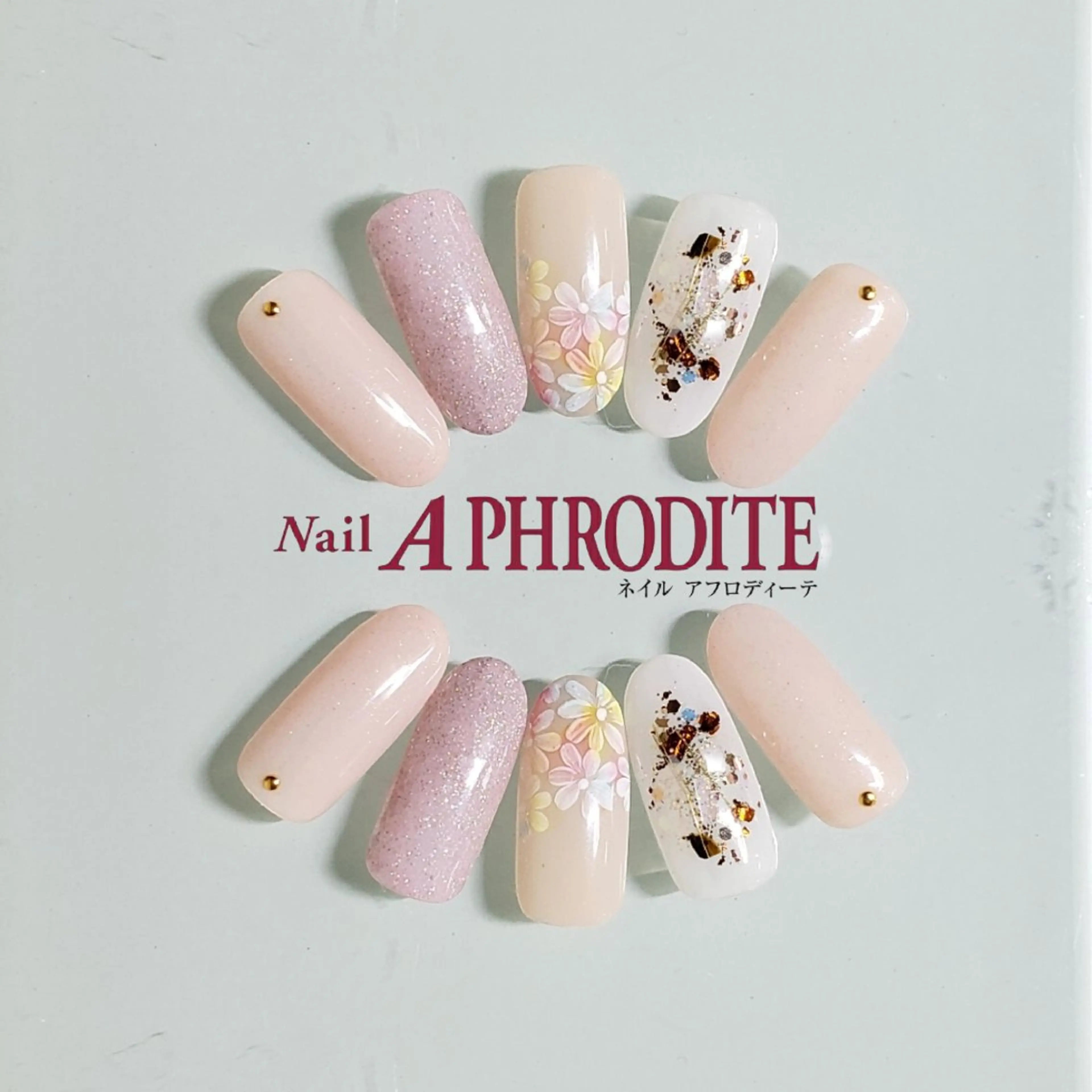 ネイル ジェルネイル ニュアンスネイル スカルプネイル ソフトジェル ネイルチップ ハンドネイル Nail  Aphroditeのネイルデザイン