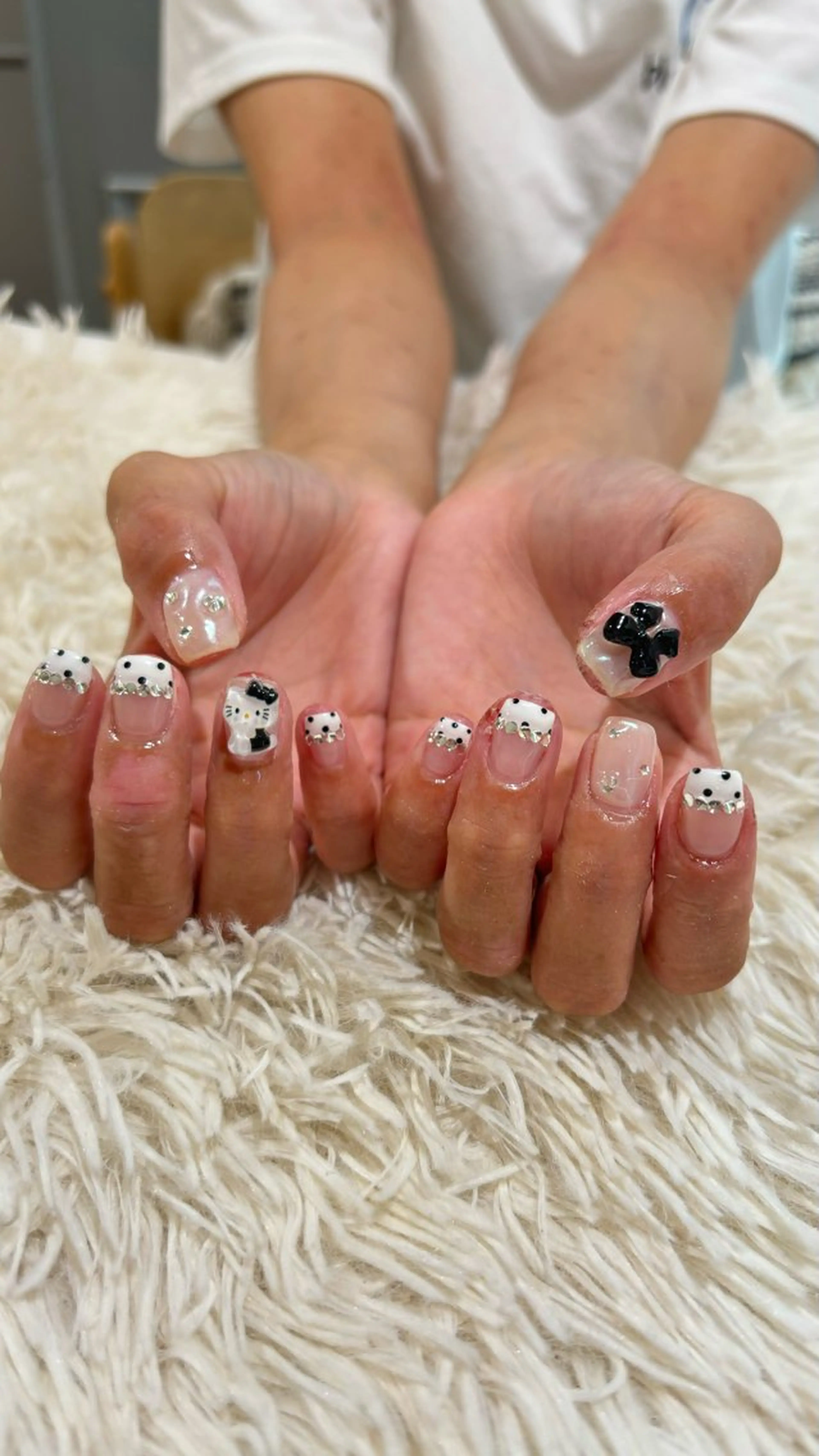 ネイル ハンドネイル 🤍 YUI 🤍のネイルデザイン