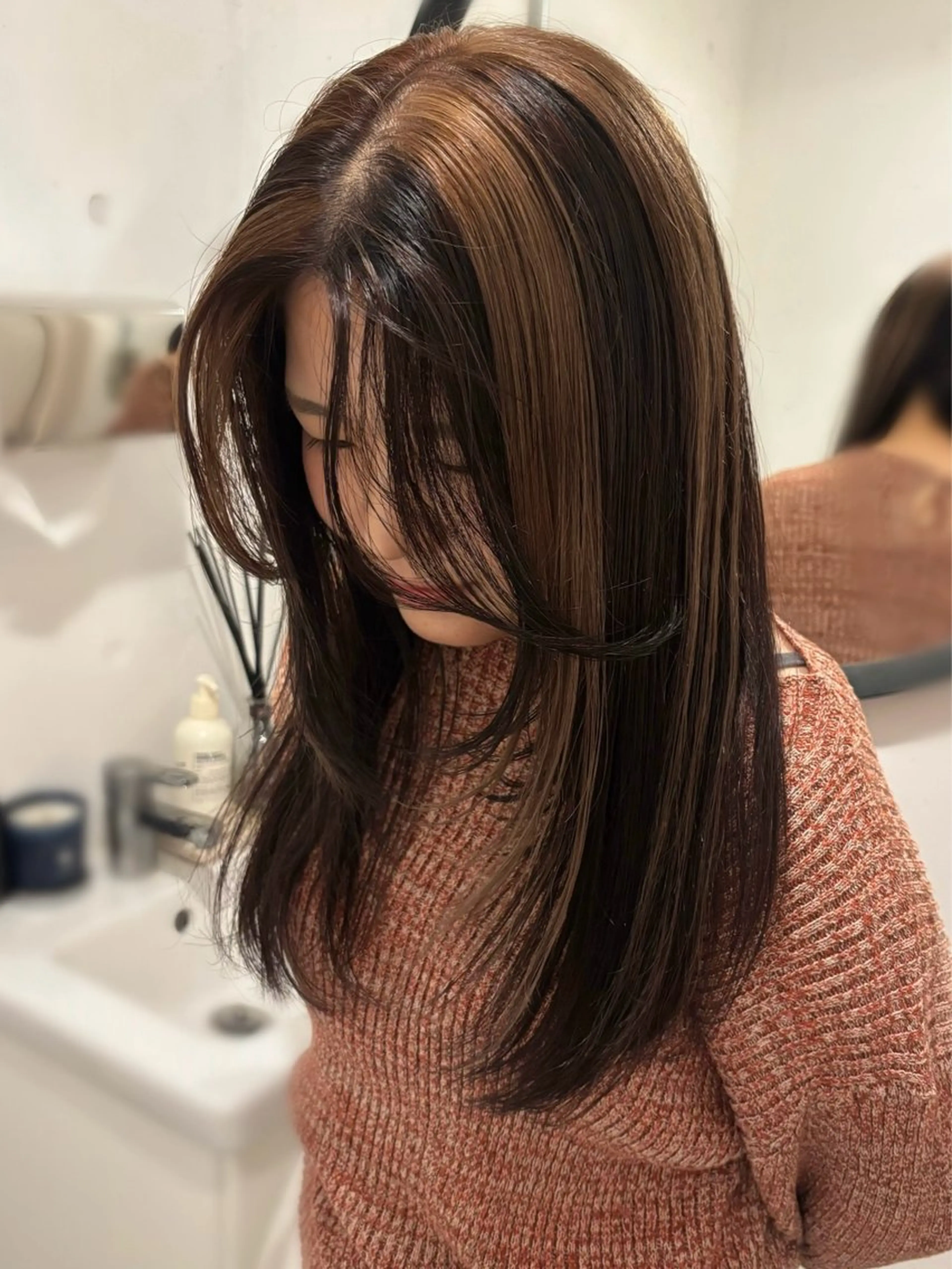 セミロング カラー ヘアカラー ⭐︎ハイトーン /レイヤー✩momoのヘアスタイル