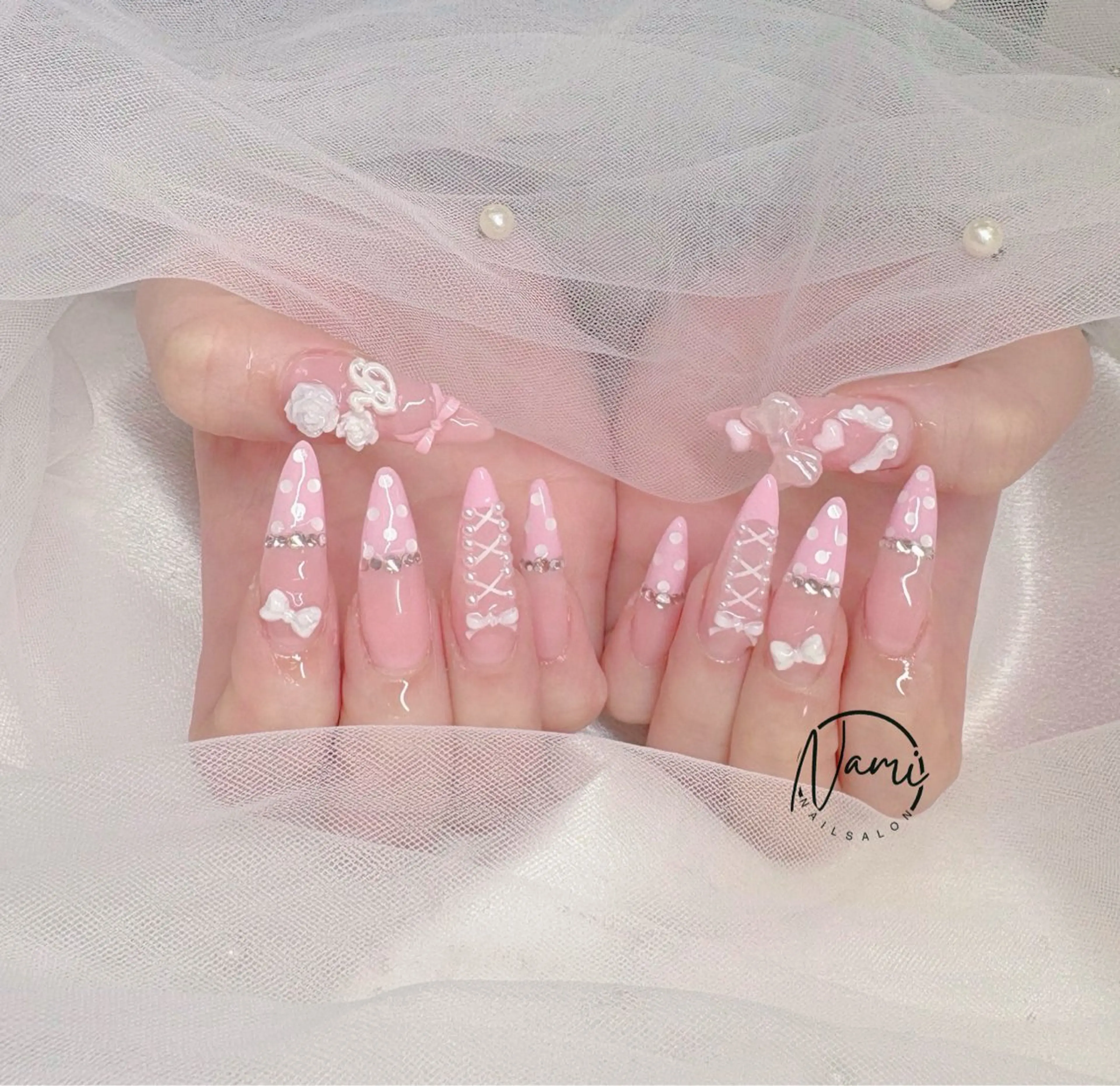 ネイル 長さ出し ガーリー 韓国ネイル ロングネイル 持ち込み ハンドネイル Nami nail salon所属・Nami nail salonのネイルデザイン