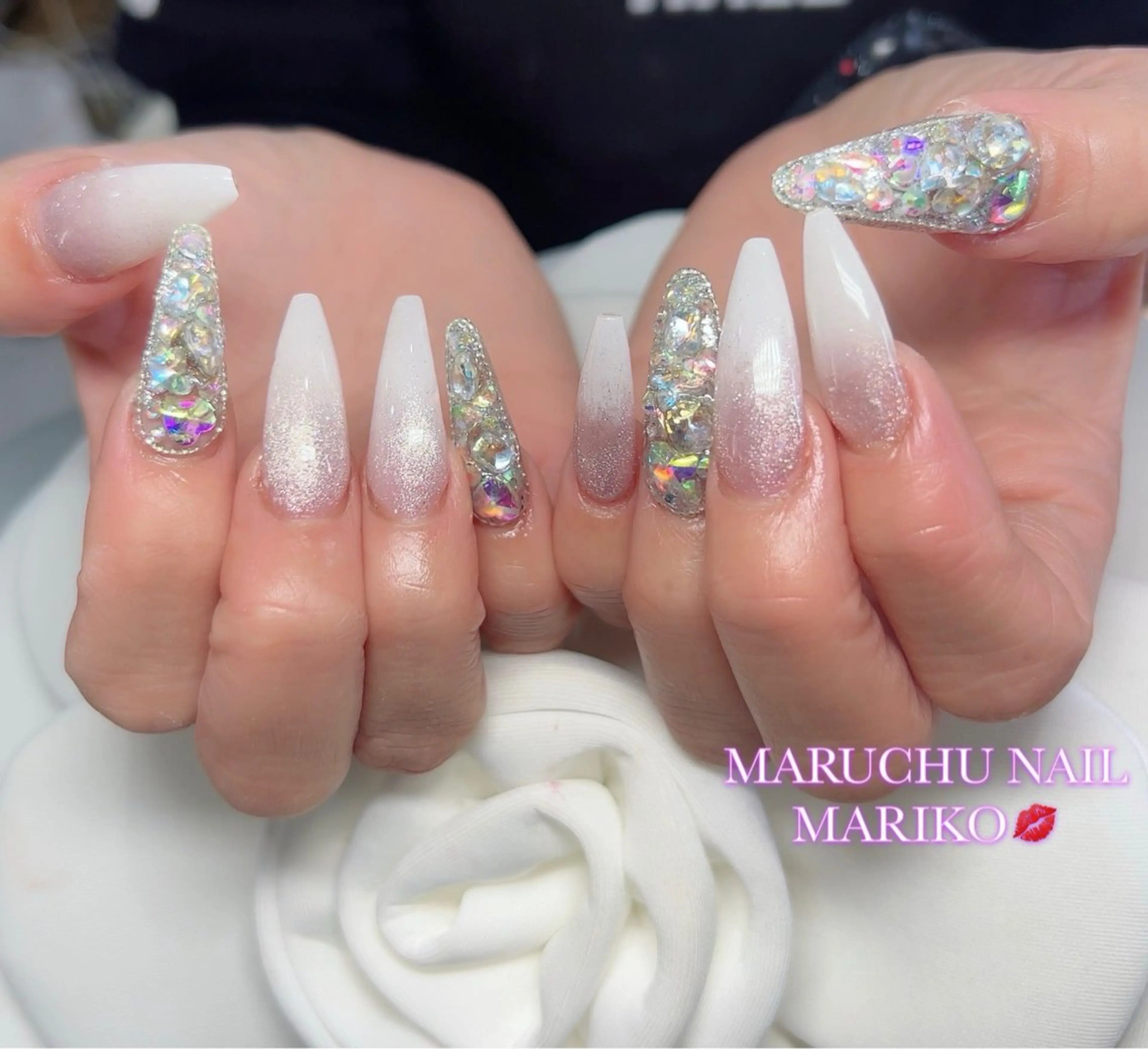 ネイル 長さ出し ストーンネイル 🦋✨ MARIKO✨🦋のネイルデザイン