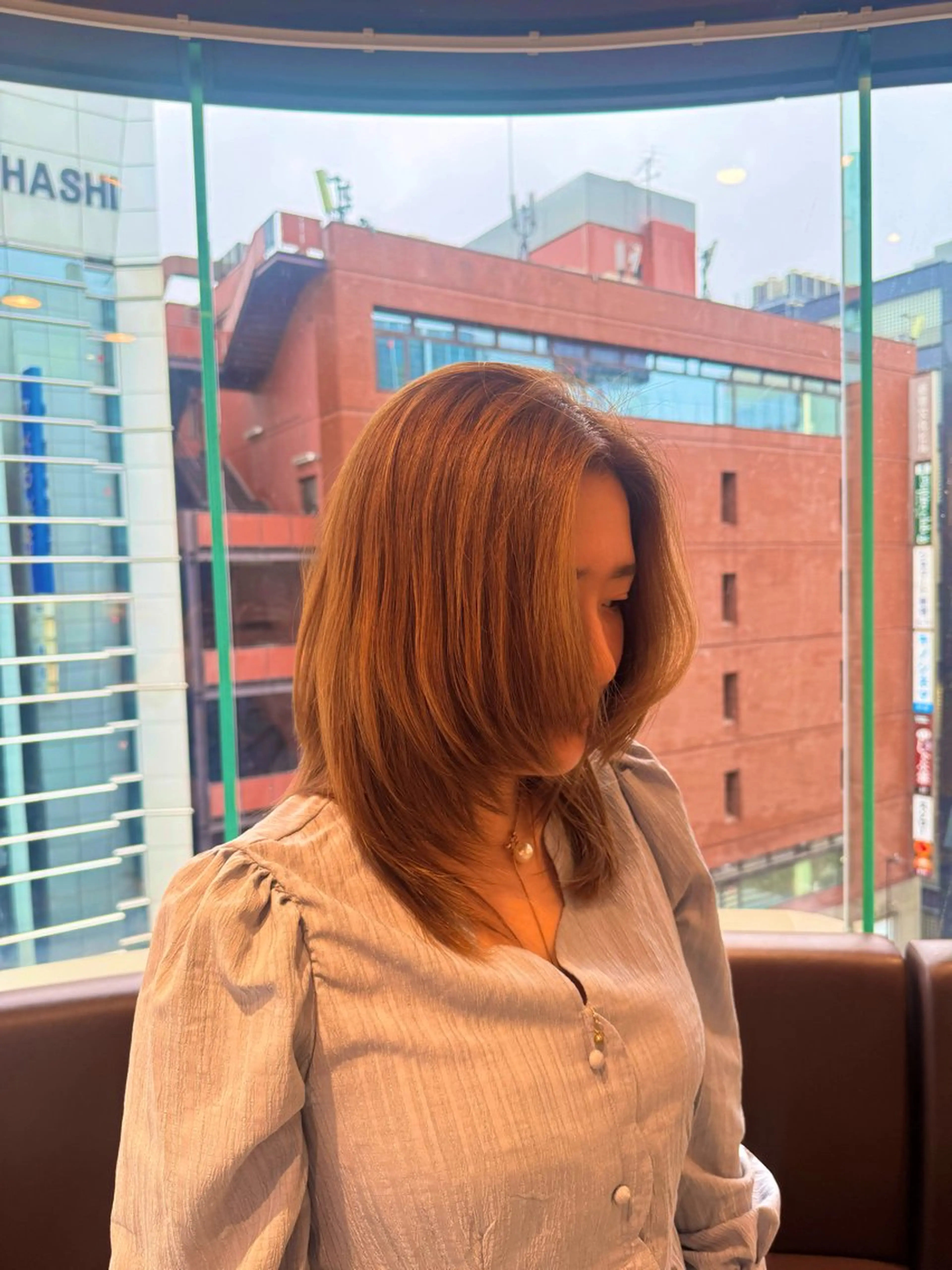 セミロング ハッシュカット カット 透明感カラー💜 モテ髪 空陽💙のヘアスタイル