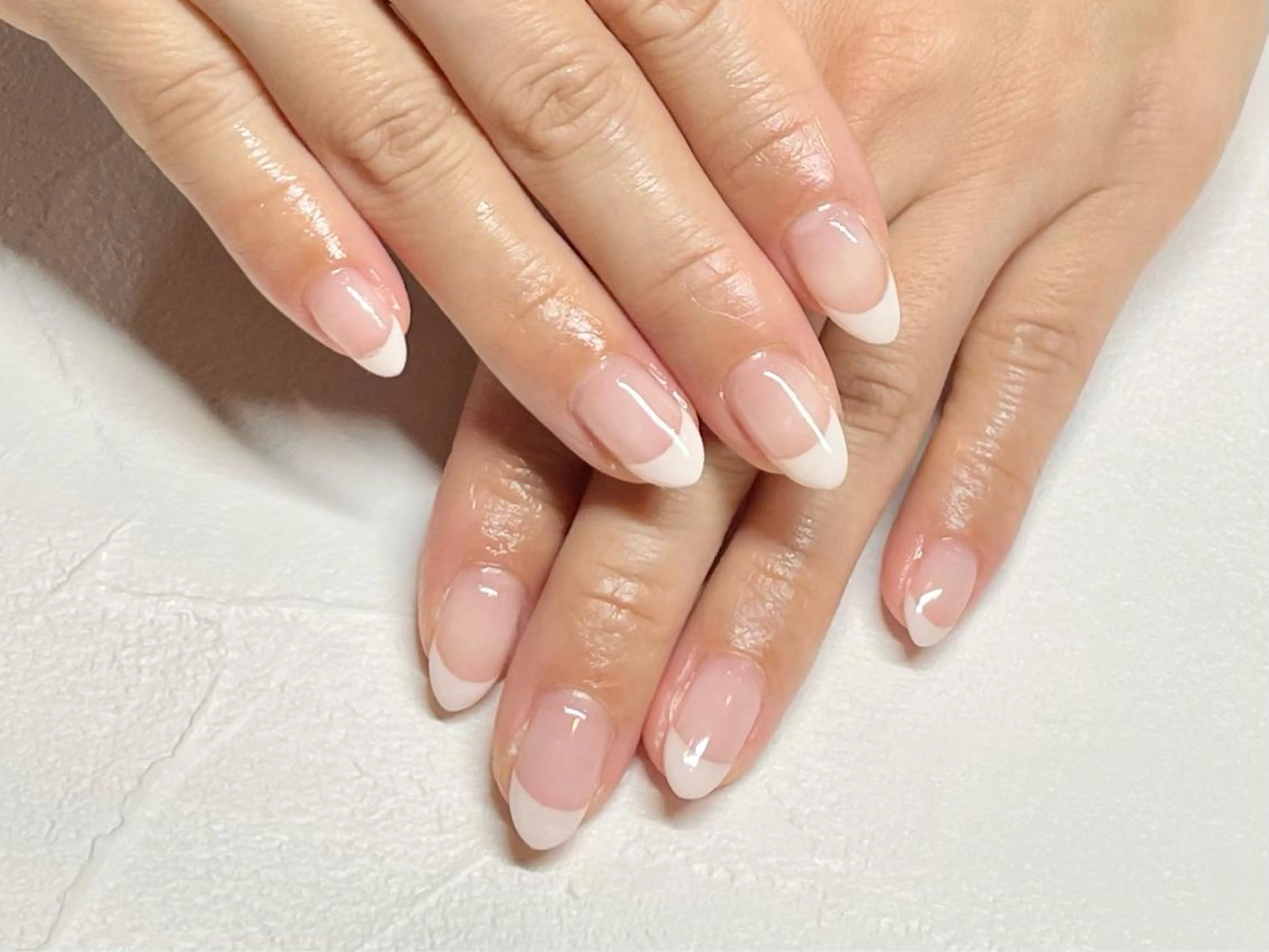 ネイル フレンチネイル ささき れいなのネイルデザイン