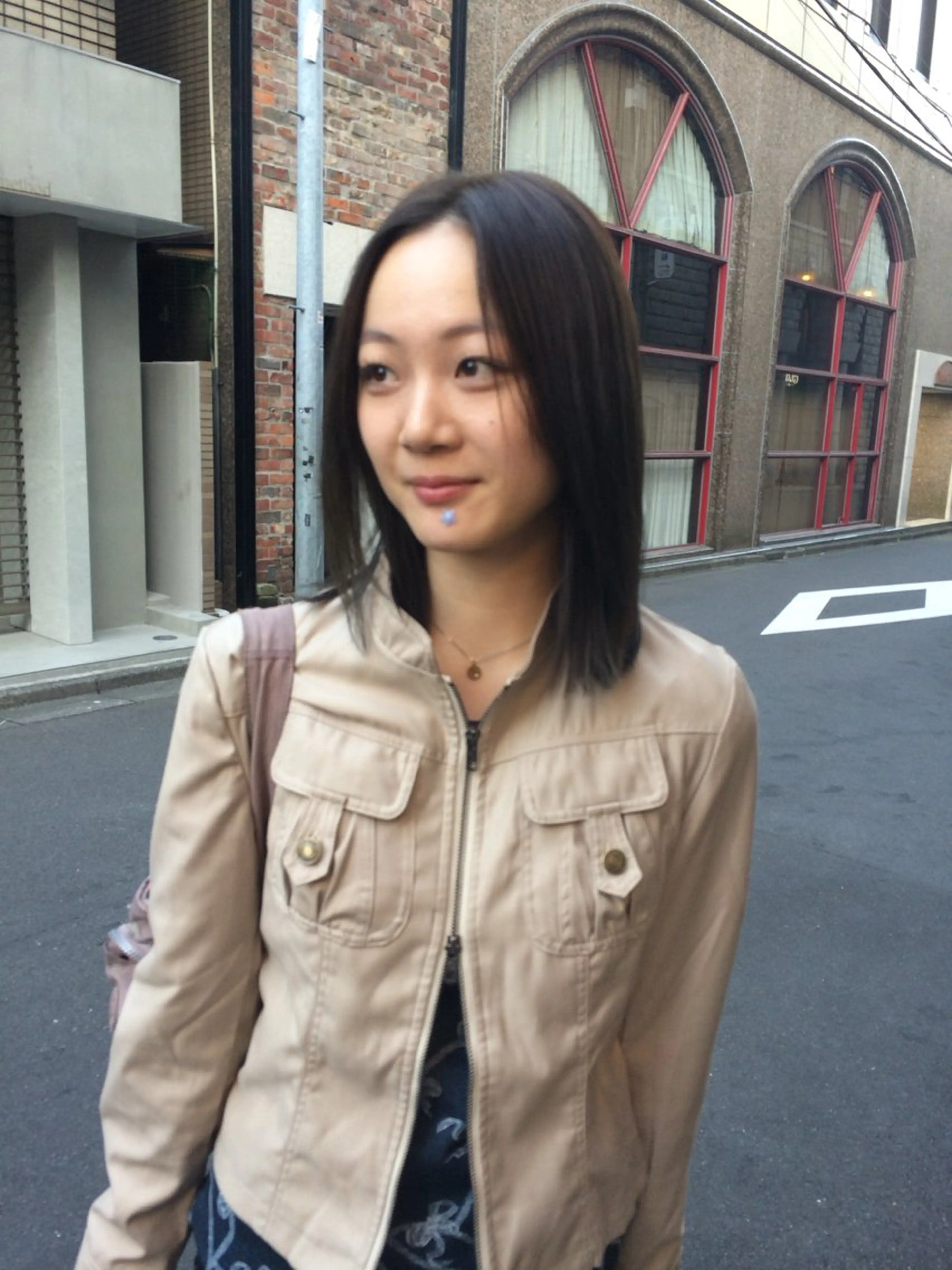 ミディアム SHIORI🎀 ブリーチ/艶カラーのヘアスタイル