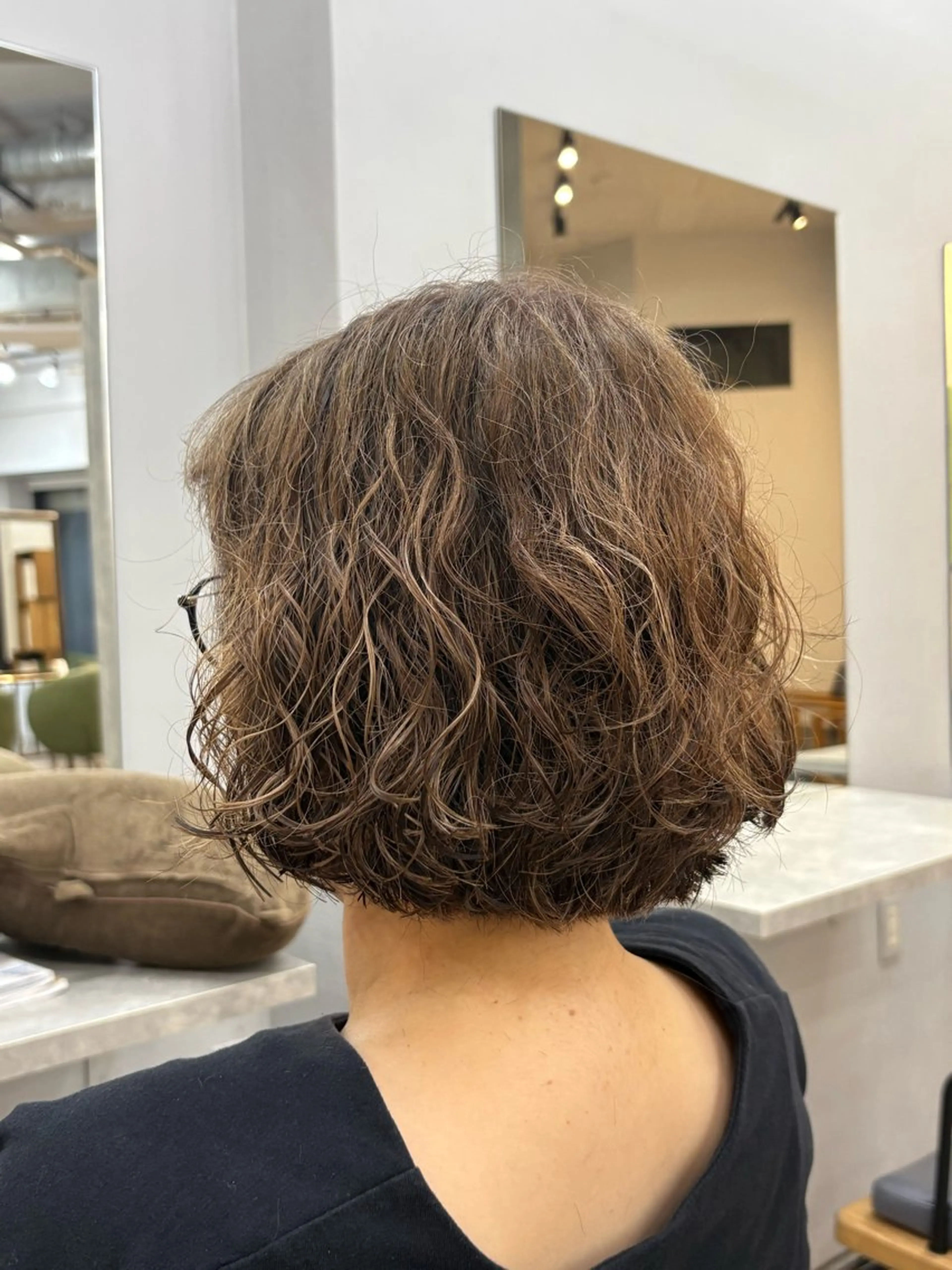 ショート ボブ MERRY チネンヨシトのヘアスタイル