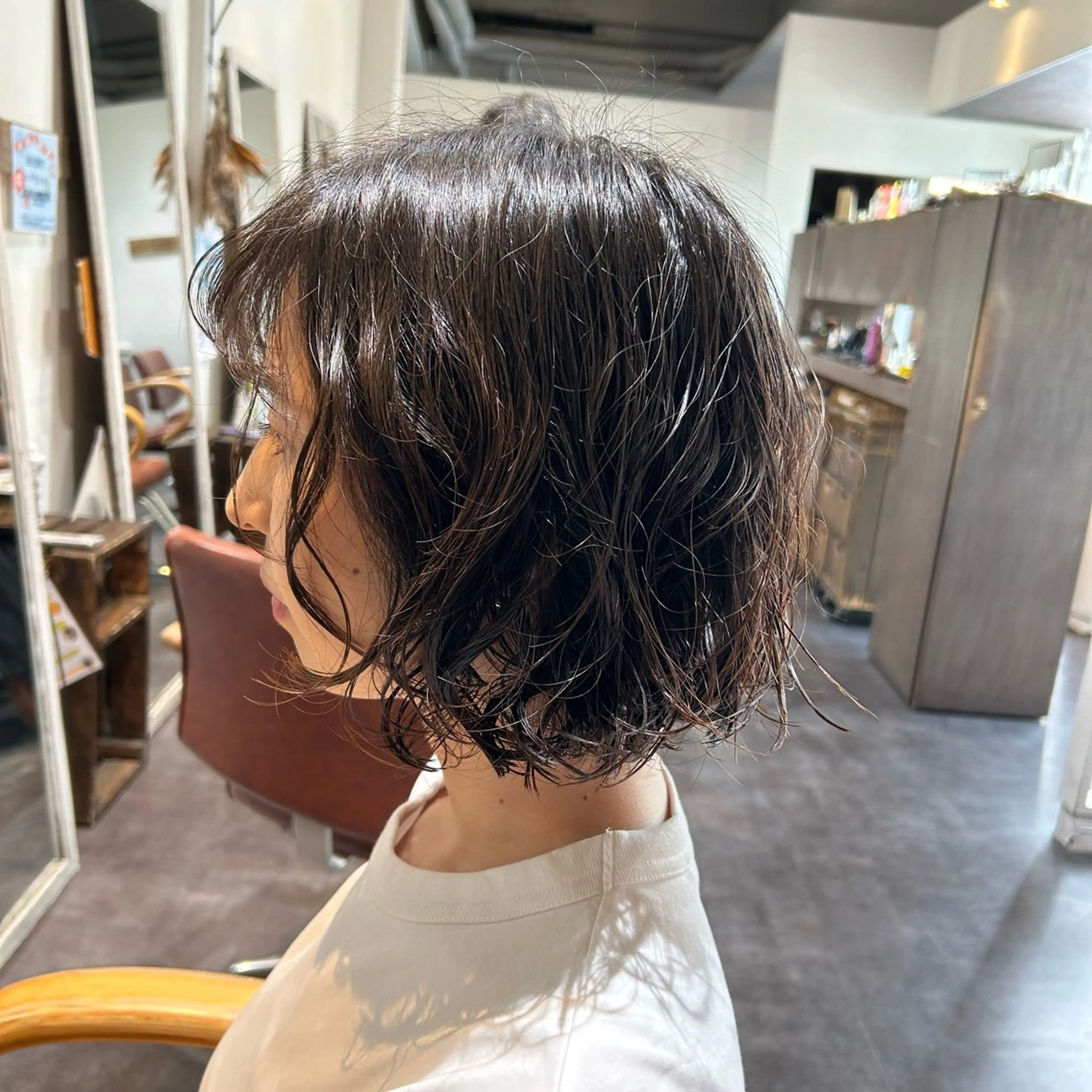 ショート パーマ 尾形 真里のヘアスタイル