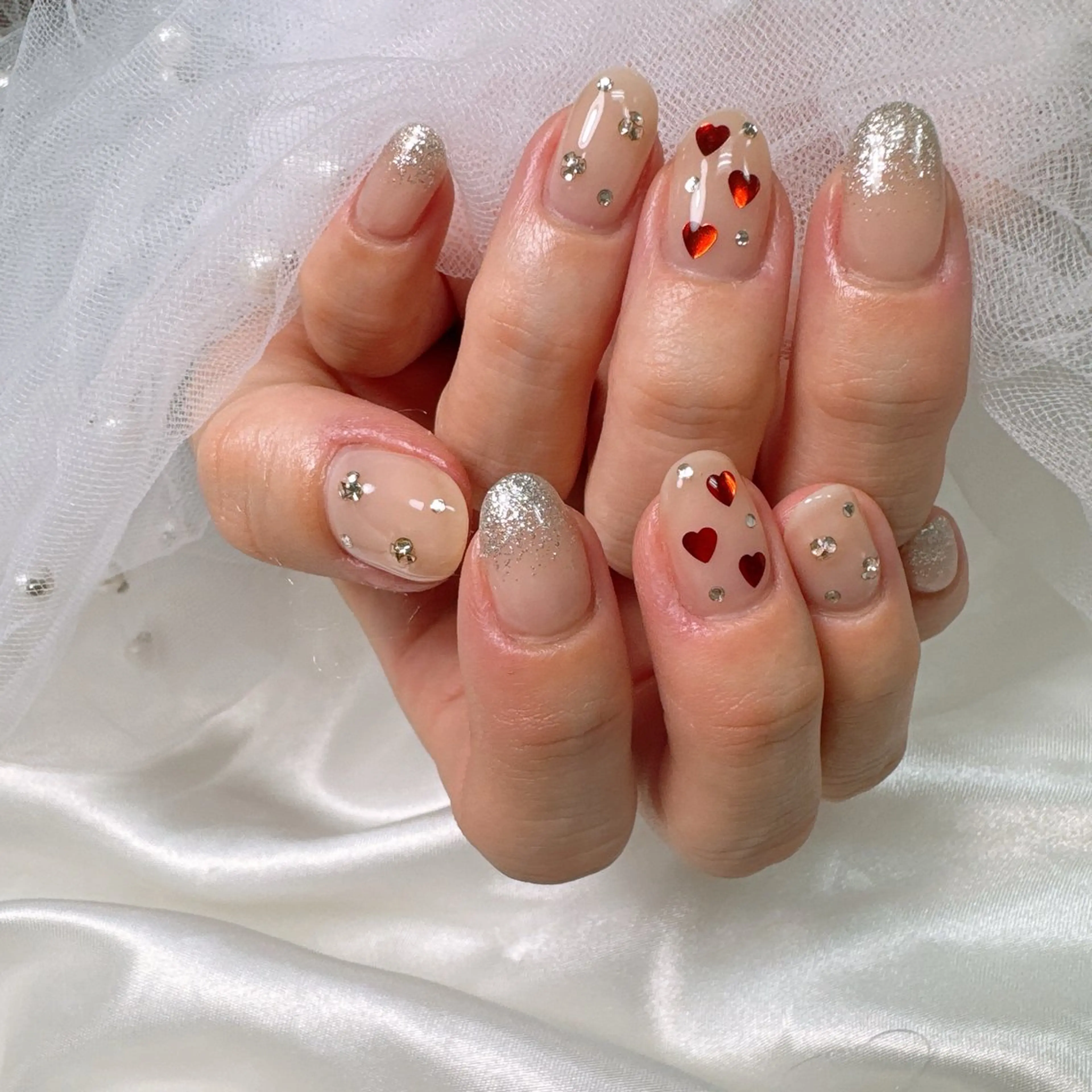 ネイル le’a レアのマツエク・マツパデザイン