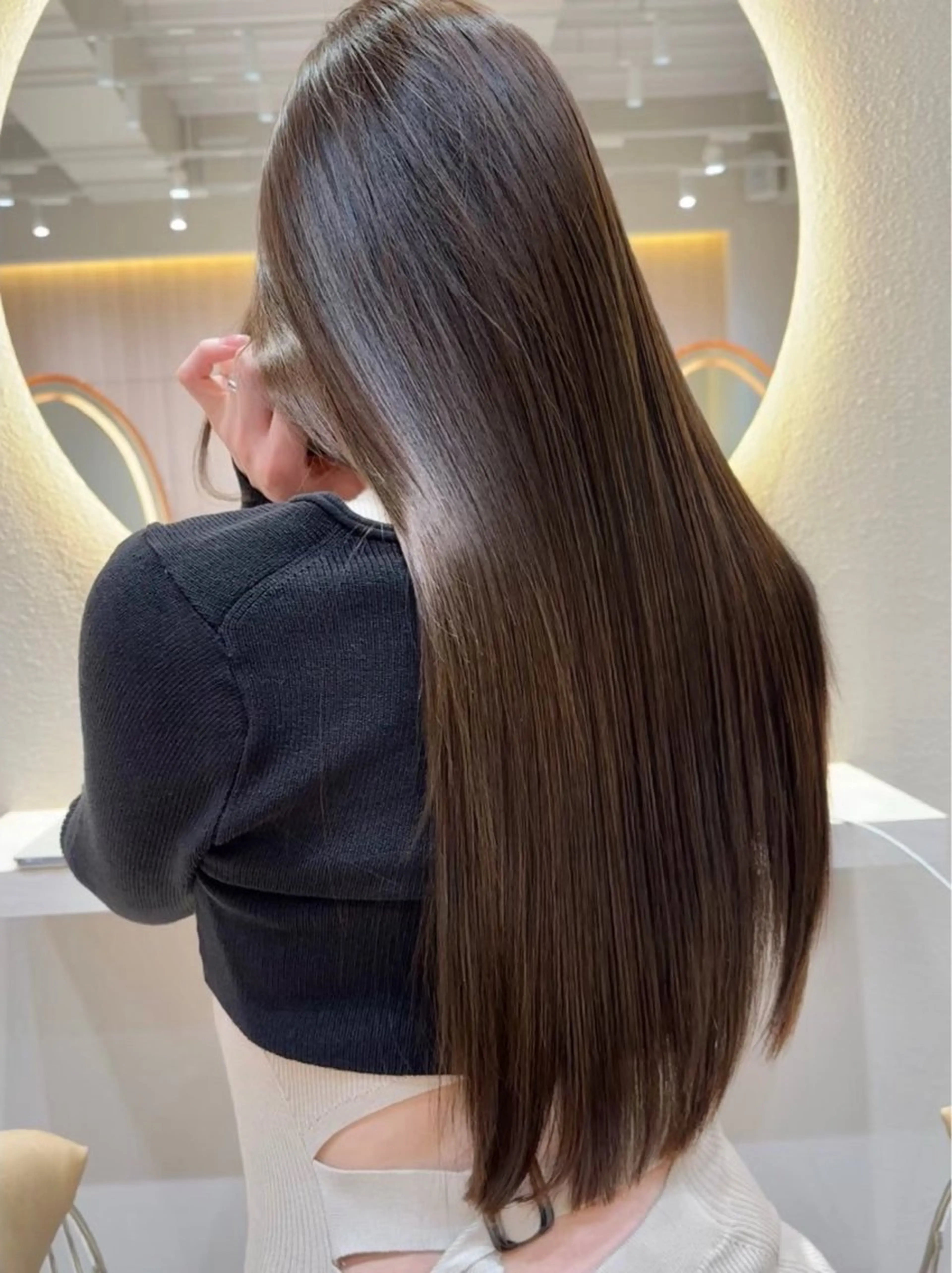 ロング カット ヘアカラー 縮毛矯正 トリートメント ❤️ブリーチなし💚 ダブルカラー平野実花のヘアスタイル