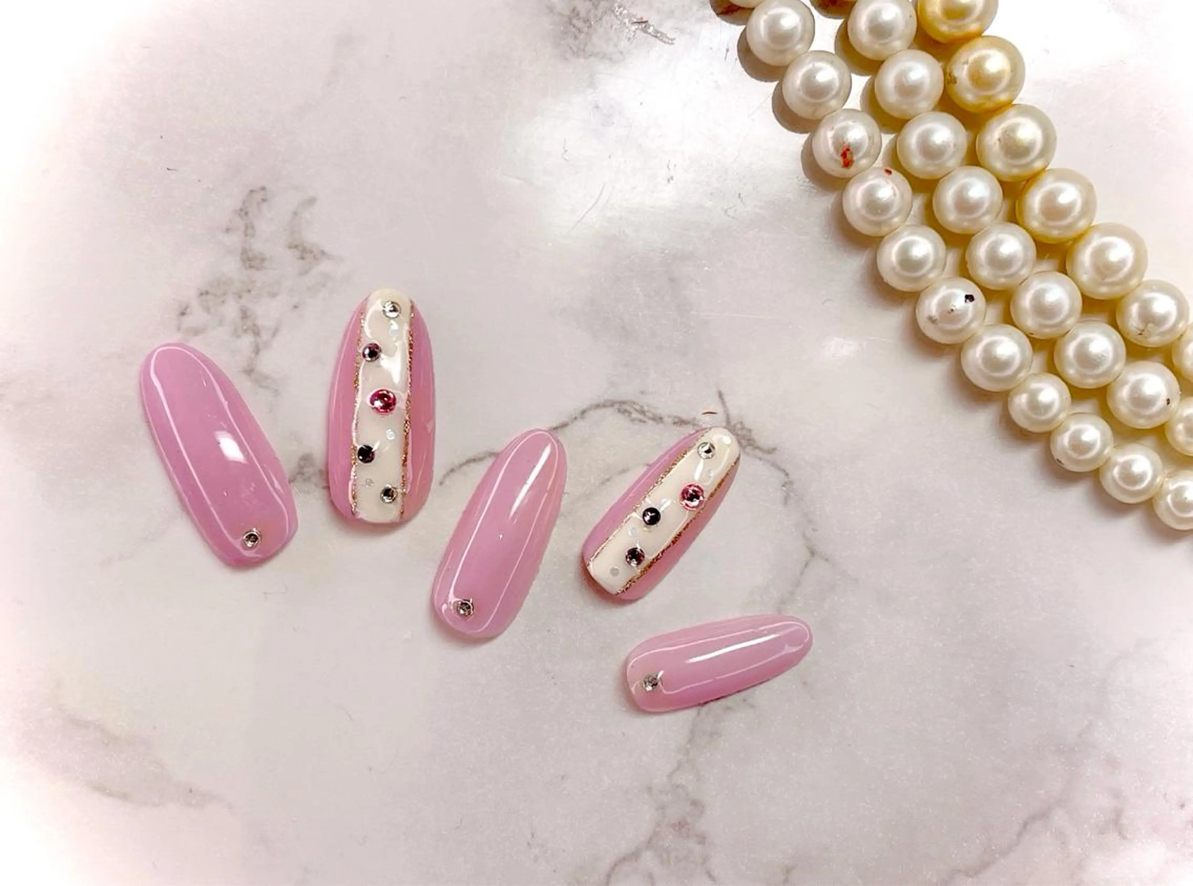 ネイル SINCERELY シンシアリー🌈のネイルデザイン