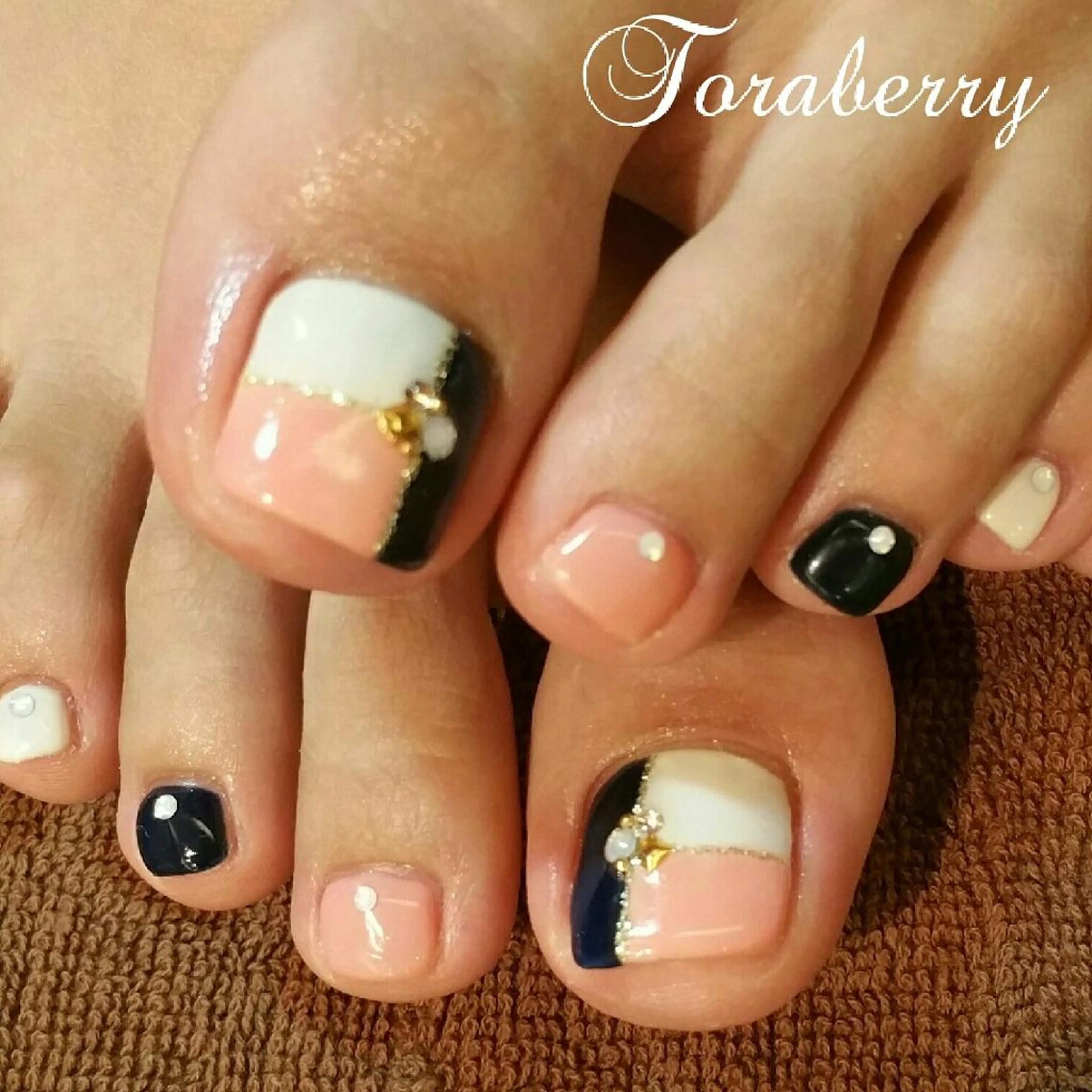 ネイル フットネイル シンプルネイル ネイリスト なつみのネイルデザイン