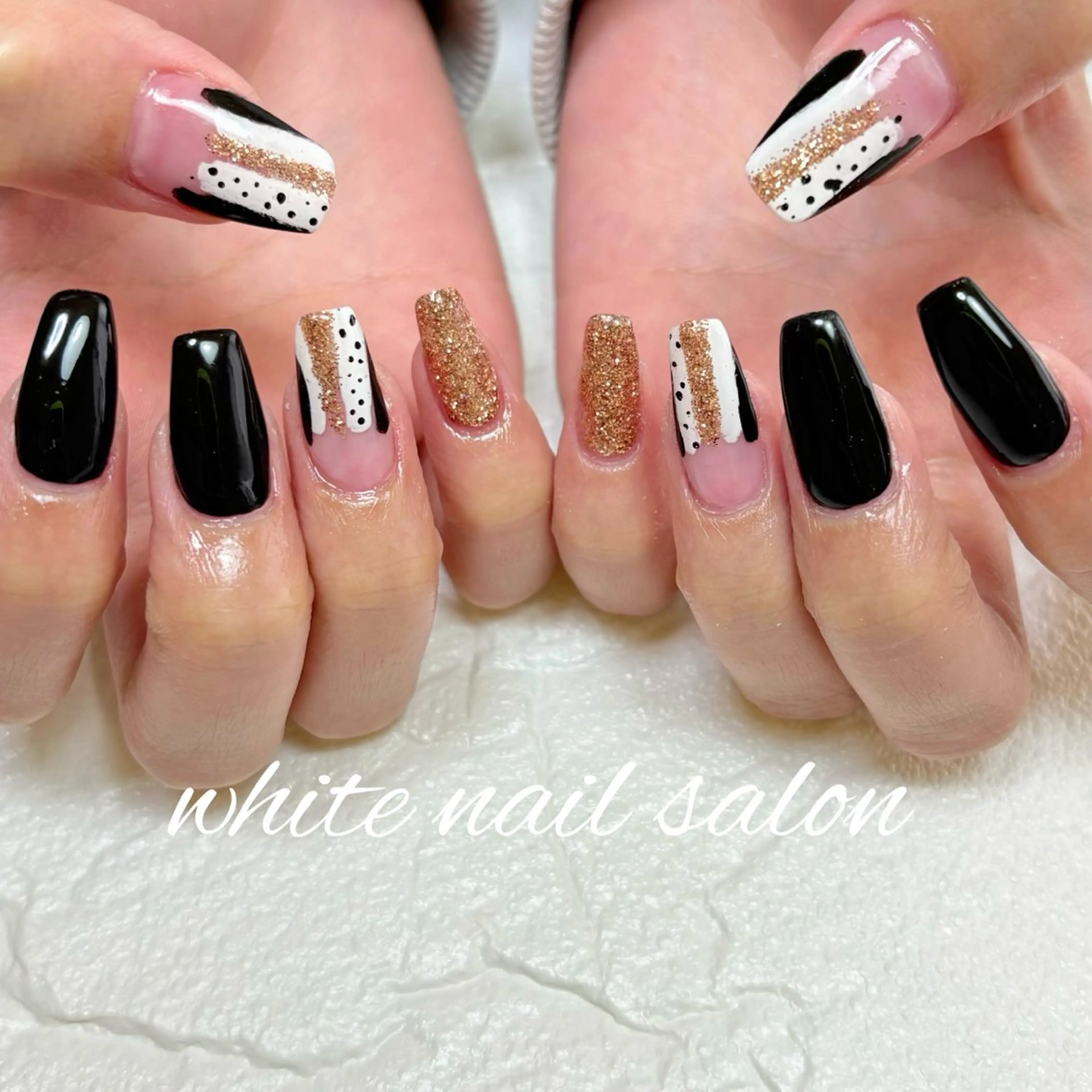 ネイル ホワイト ハンドネイル white nail salonのネイルデザイン