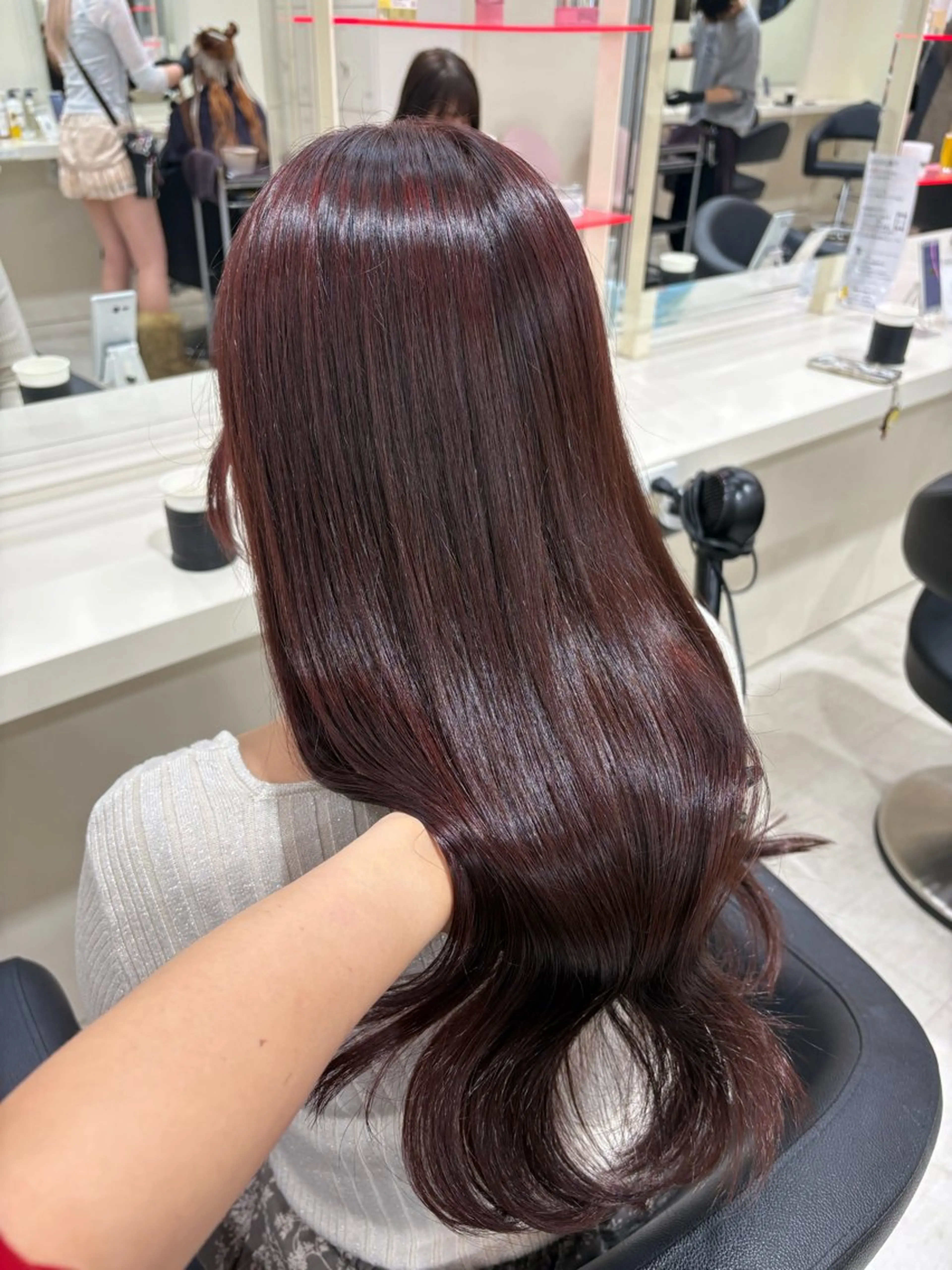 ミディアム カラー ヘアアレンジ ヘアカラー トリートメント くれは ワンカラー/髪質改善のヘアスタイル