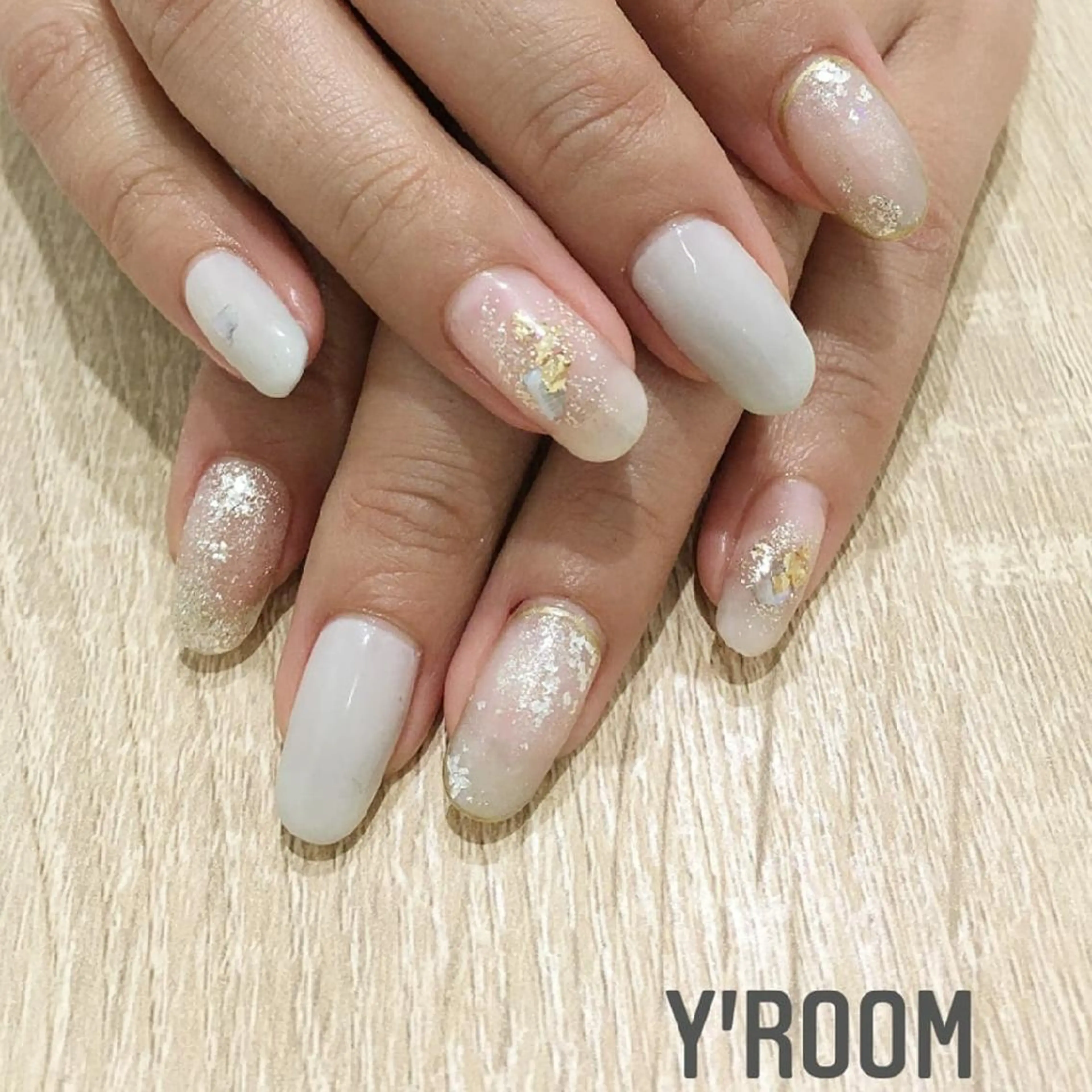 ネイル フラッシュネイル ジェルネイル マグネットネイル ニュアンスネイル ワンカラーネイル ハンドネイル YUKA （ネイリスト）のネイルデザイン